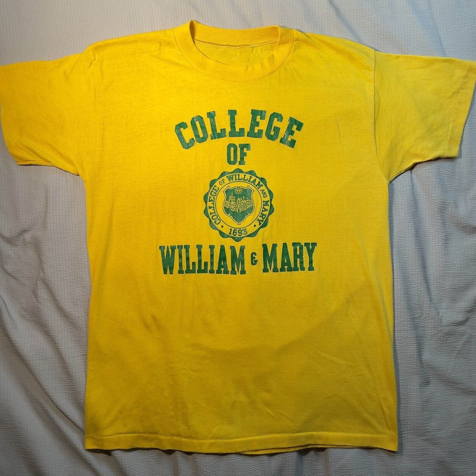 College of William & Mary Vintage Crest Retro College T-Shirt