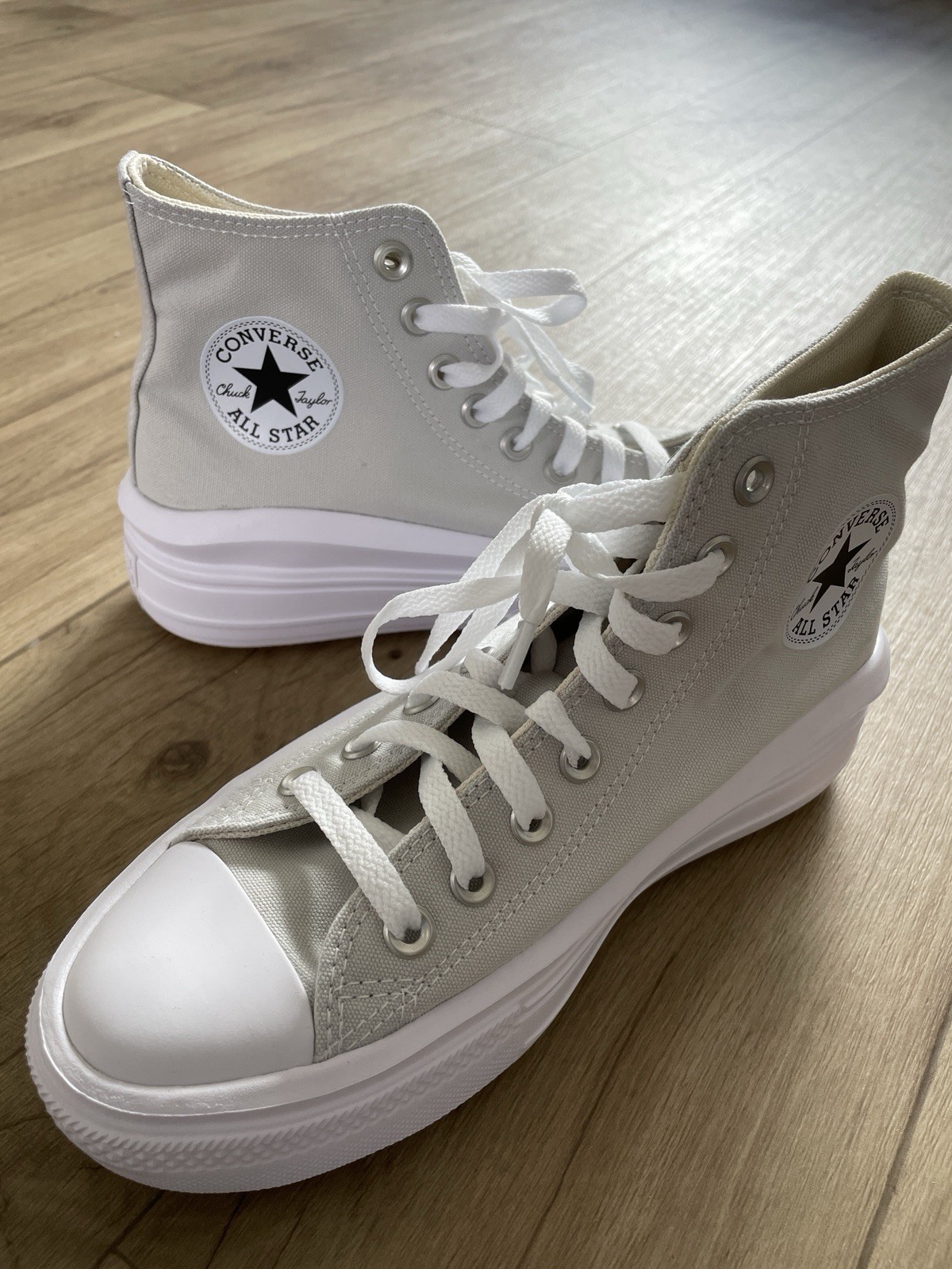 WOMEN’S CONVERSE CHUCK TAYLOR ALL STAR MOVE LIFT HI PLATFORM SNEAKERS