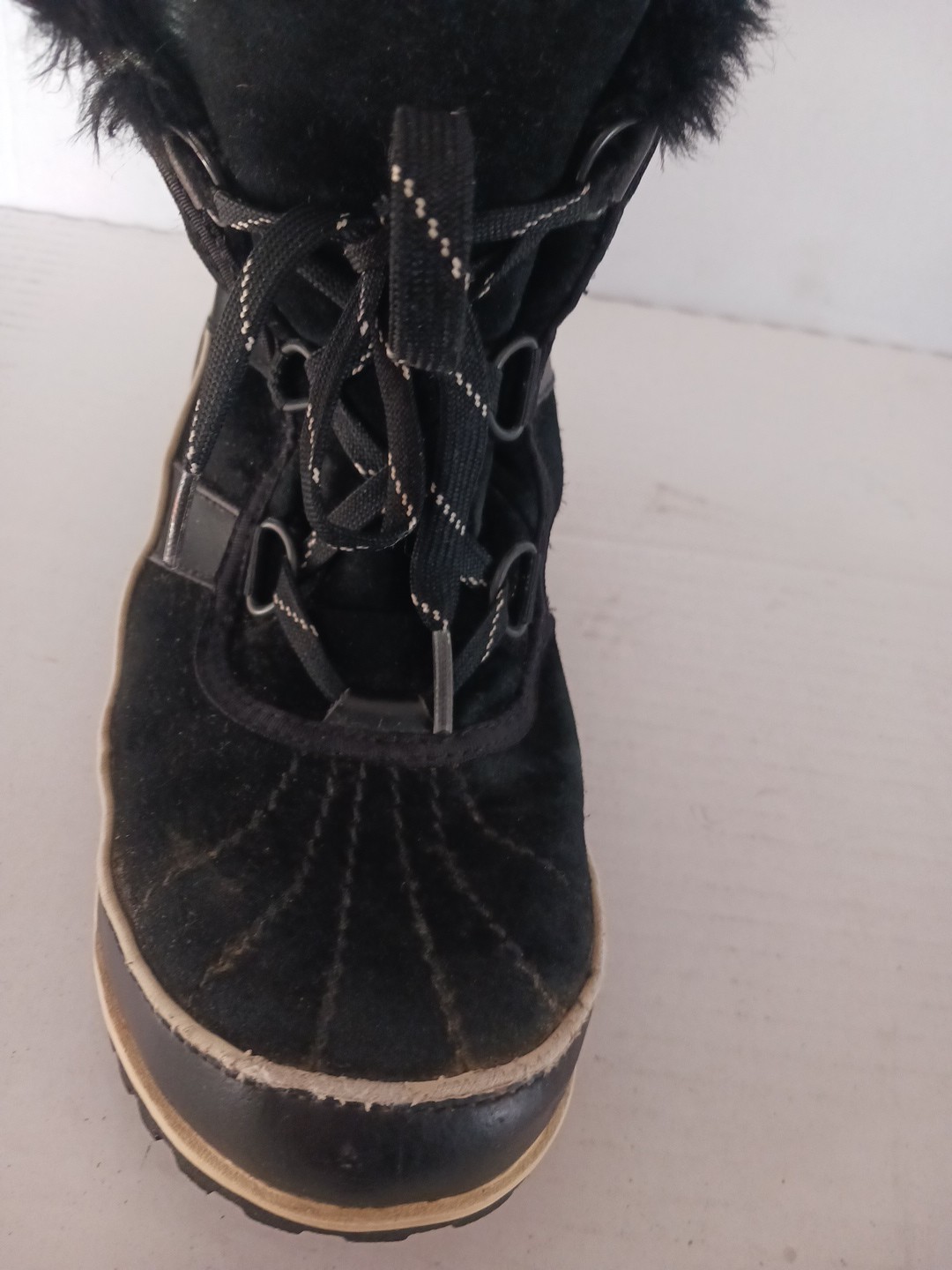 Sorel Tivoli II Womens US 9.5 Leather Suede Black Waterproof Snow Boots