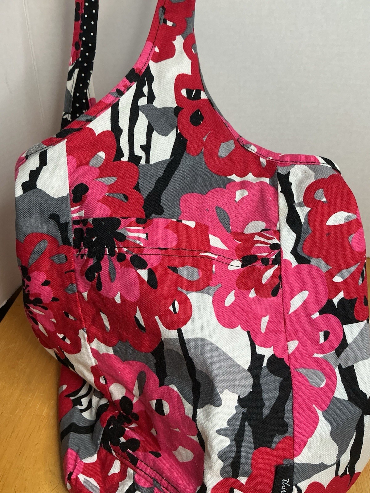 Thirty-One Reversible Bold Bloom Floral Shoulder crossbody HOBO bag