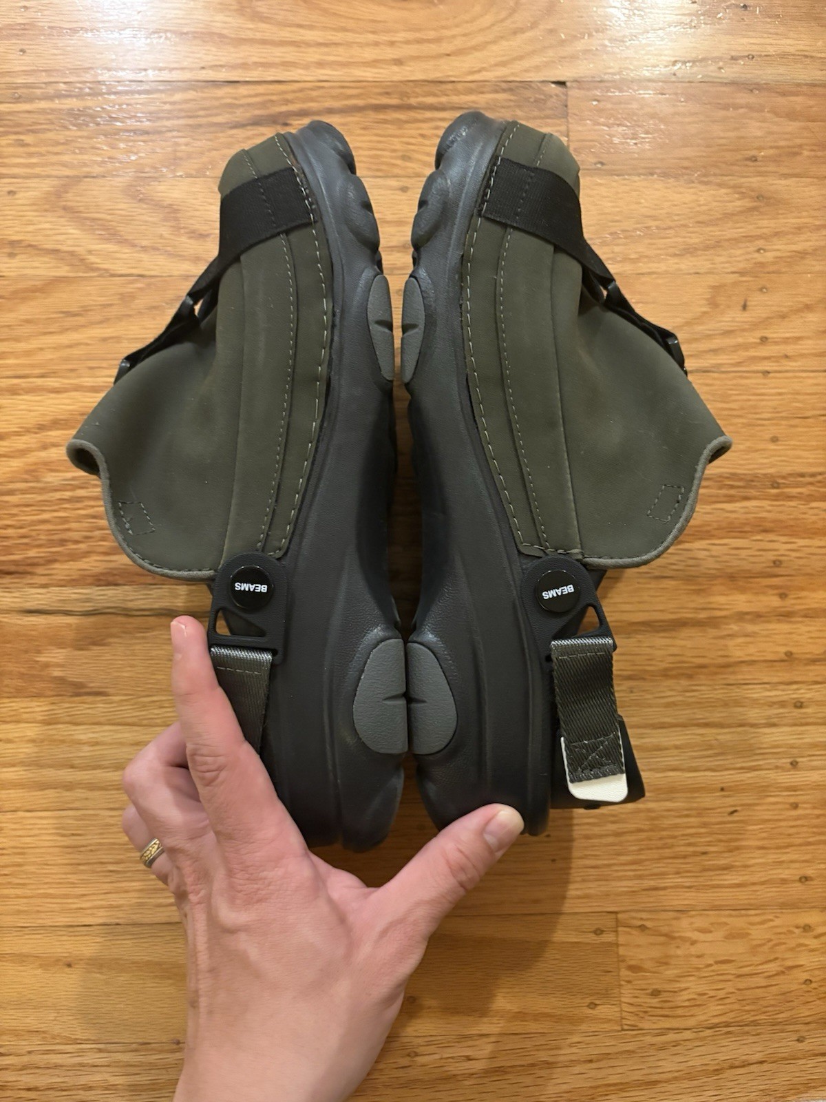 BEAMS x Crocs Technical Cobra Buckle Clog Size M8 W10 In Olive