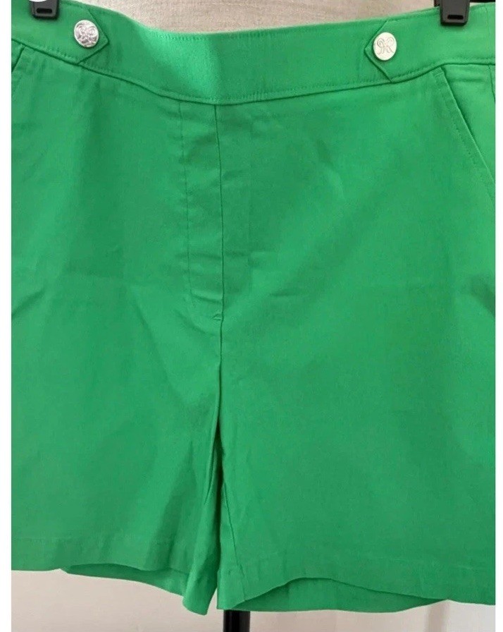 Rafaella Green Women’s Stretch Comfort Waistband Bermuda Shorts Size 12 NWOT