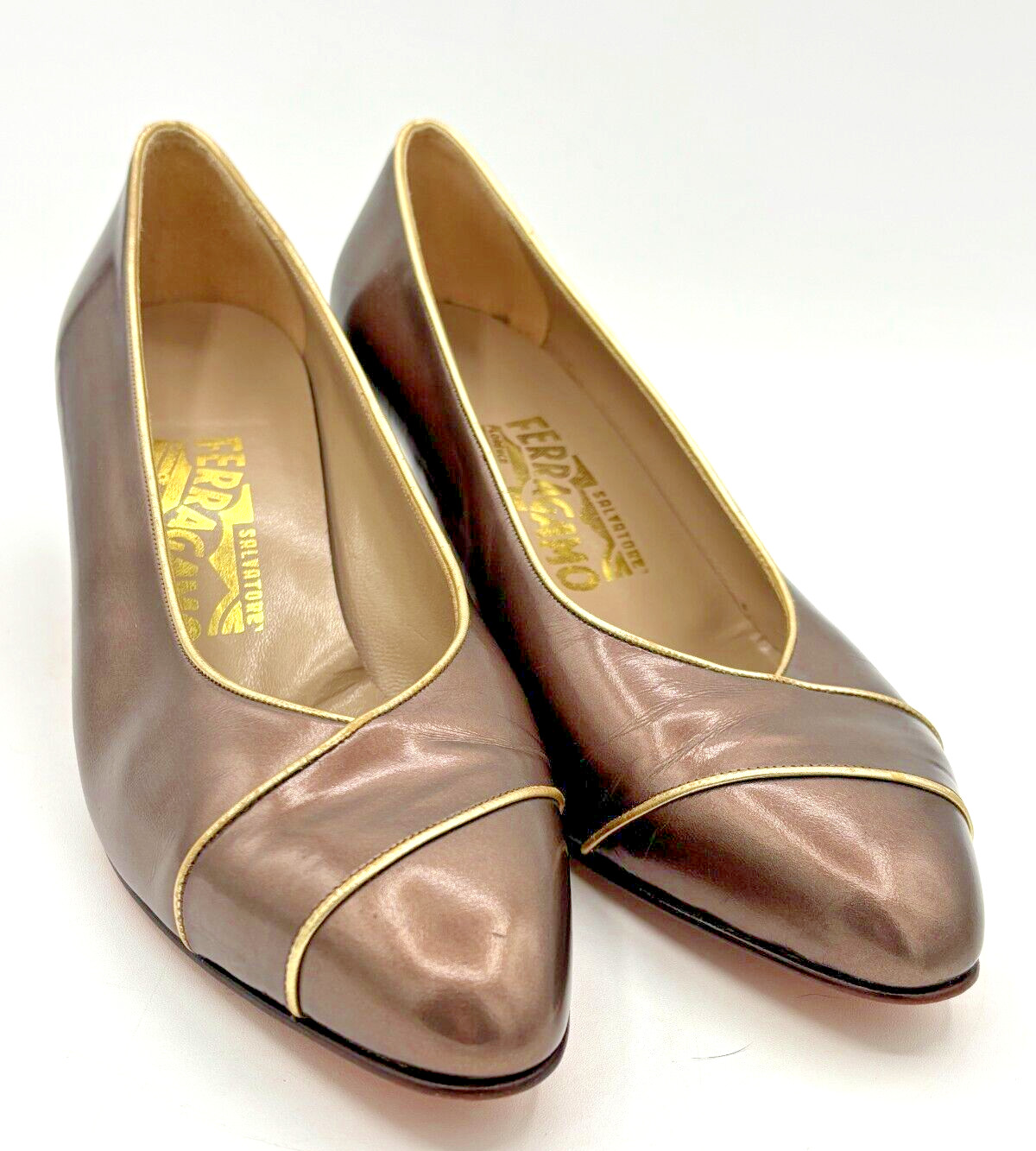 Salvatore Ferragamo Women’s Leather Pumps Sz 8B Bronze w Gold Trim DD10681 EUC