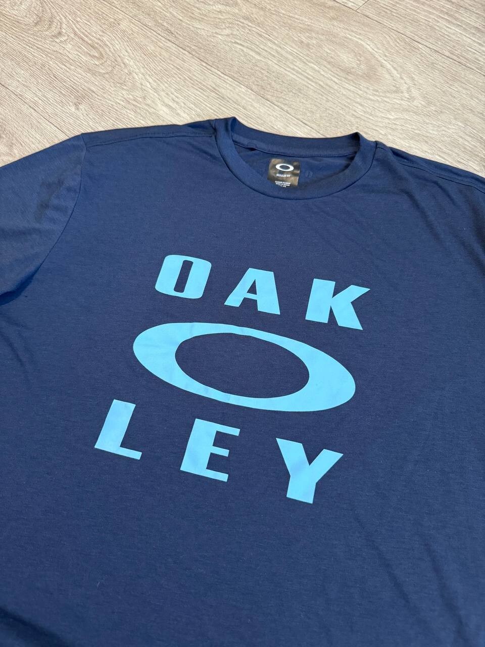 Vintage Oakley T-shirt