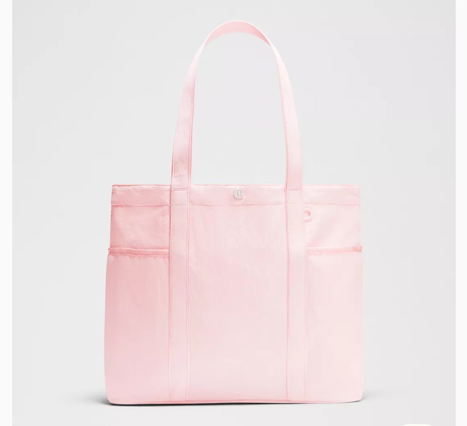 Brand New Lululemon Daily Multi-Pocket Tote Bag 20L – Pink Pearl