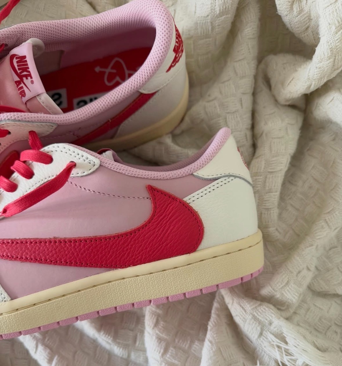 NEW Travis Scott x Air Jordan 1 Low OG SP Tropical Pink IQ7604-101