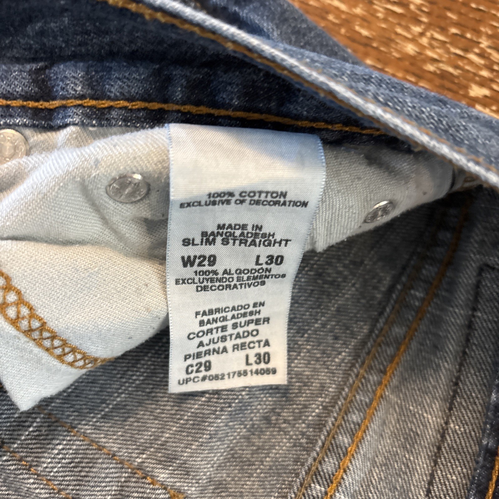 Signature Levi’s Strauss Slim Straight Leg W 29 L30