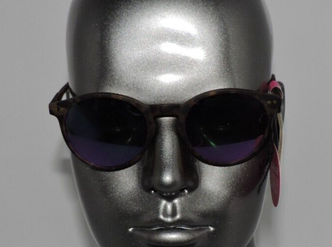 Foster Grant Shape Sunglasses NWT 100% UVA-UVB Protection