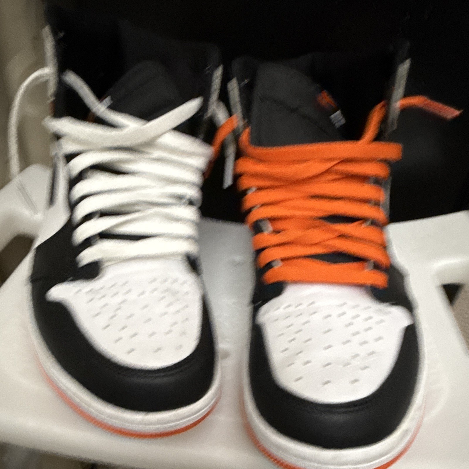 Nike Jordan 1 Retro High 555088-180 Mid Top Colorblock Men’s Sneakers