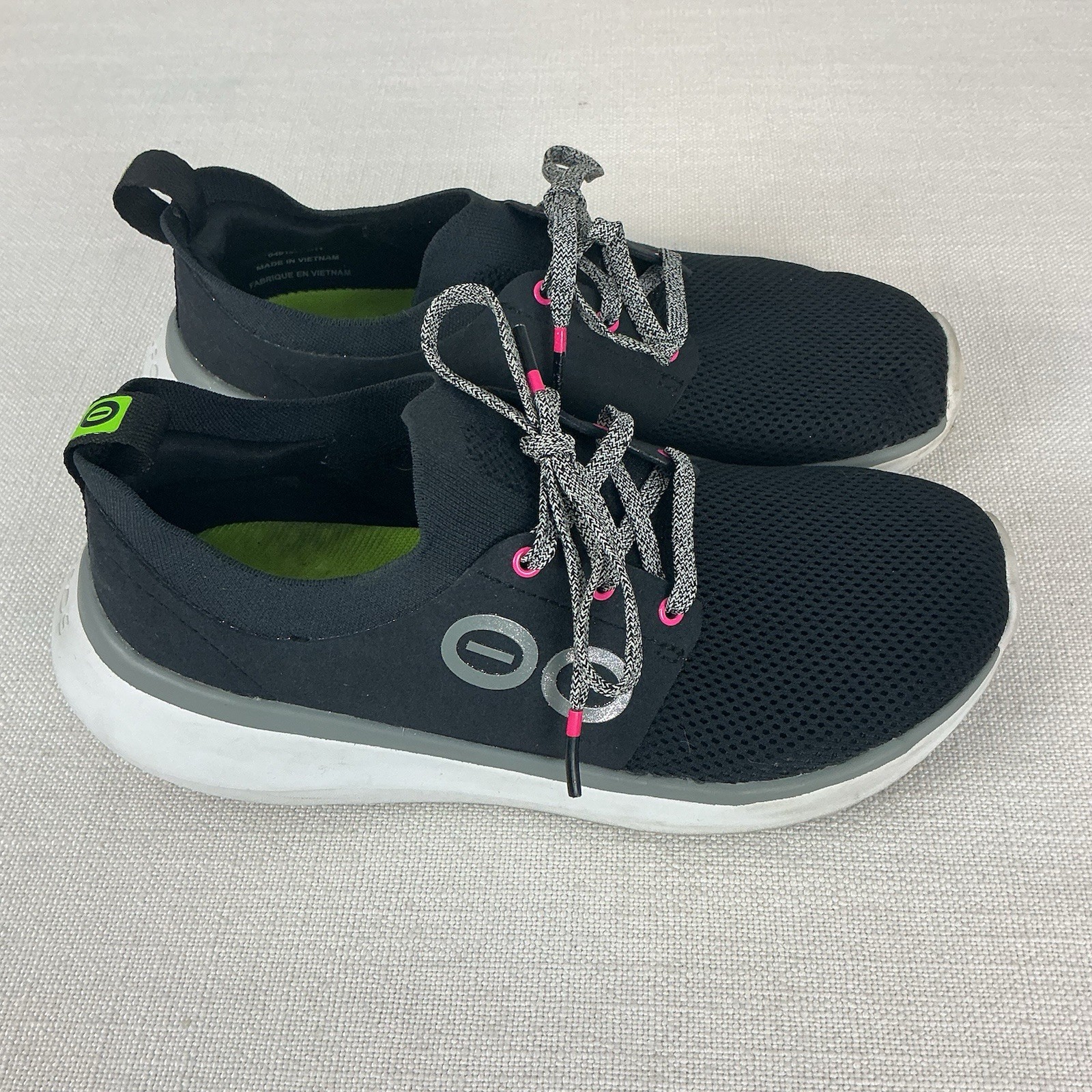 OOFOS Womens Size 6 Sneakers Black OOmy Stride Recovery Comfort Walking 04012024