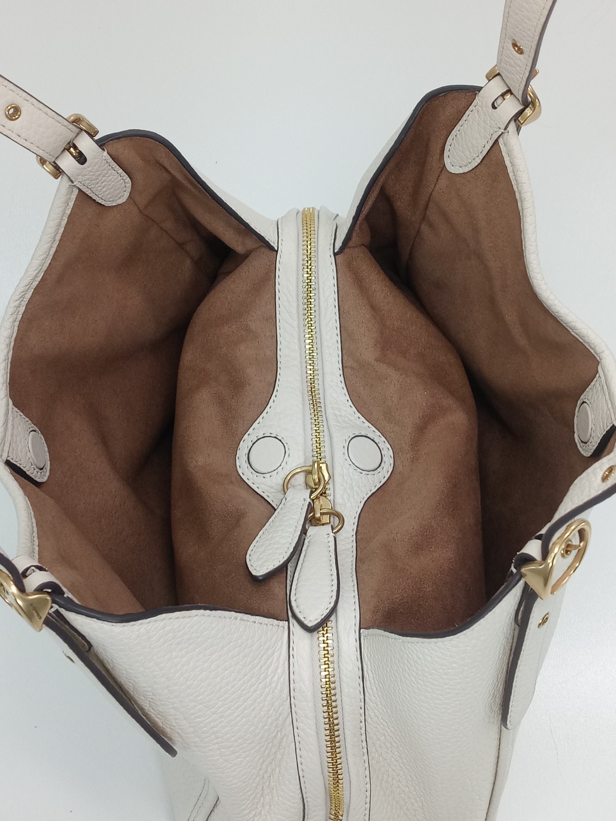 Coach Lori Shoulder Bag Purse Ivory Chalk Pebbled Leather Bag No Dust Bag