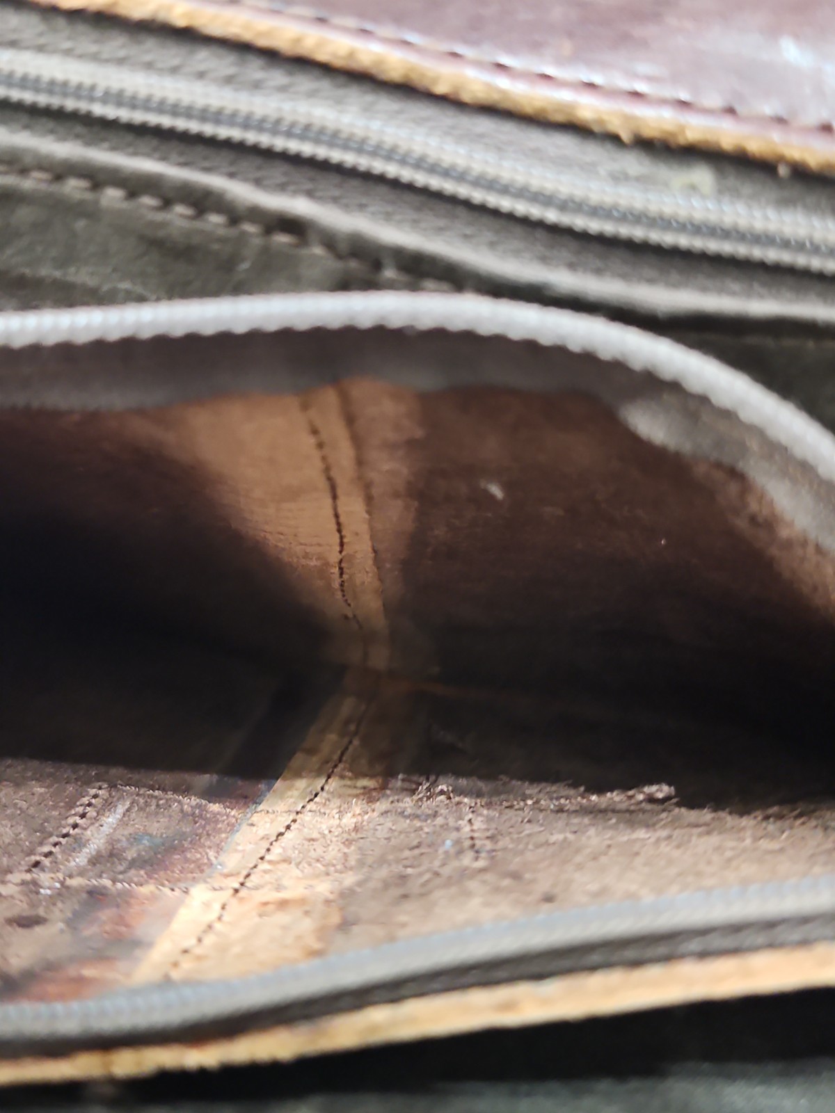 Leaders In Leather Tooled Leather Purse Made In Paraguay Brown Adjustable Strap