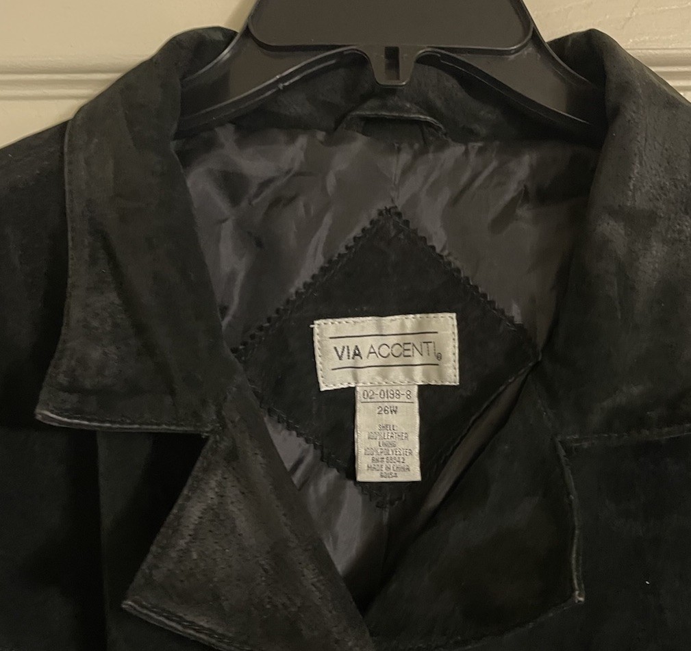 Vtg Via Accenti Suede Jacket Womens Plus sz 26W Black Fringe Toggle Buttons