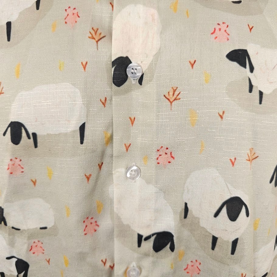 Sheep Casual Shirt Mens Size Small Green All Over Print Farm Animals