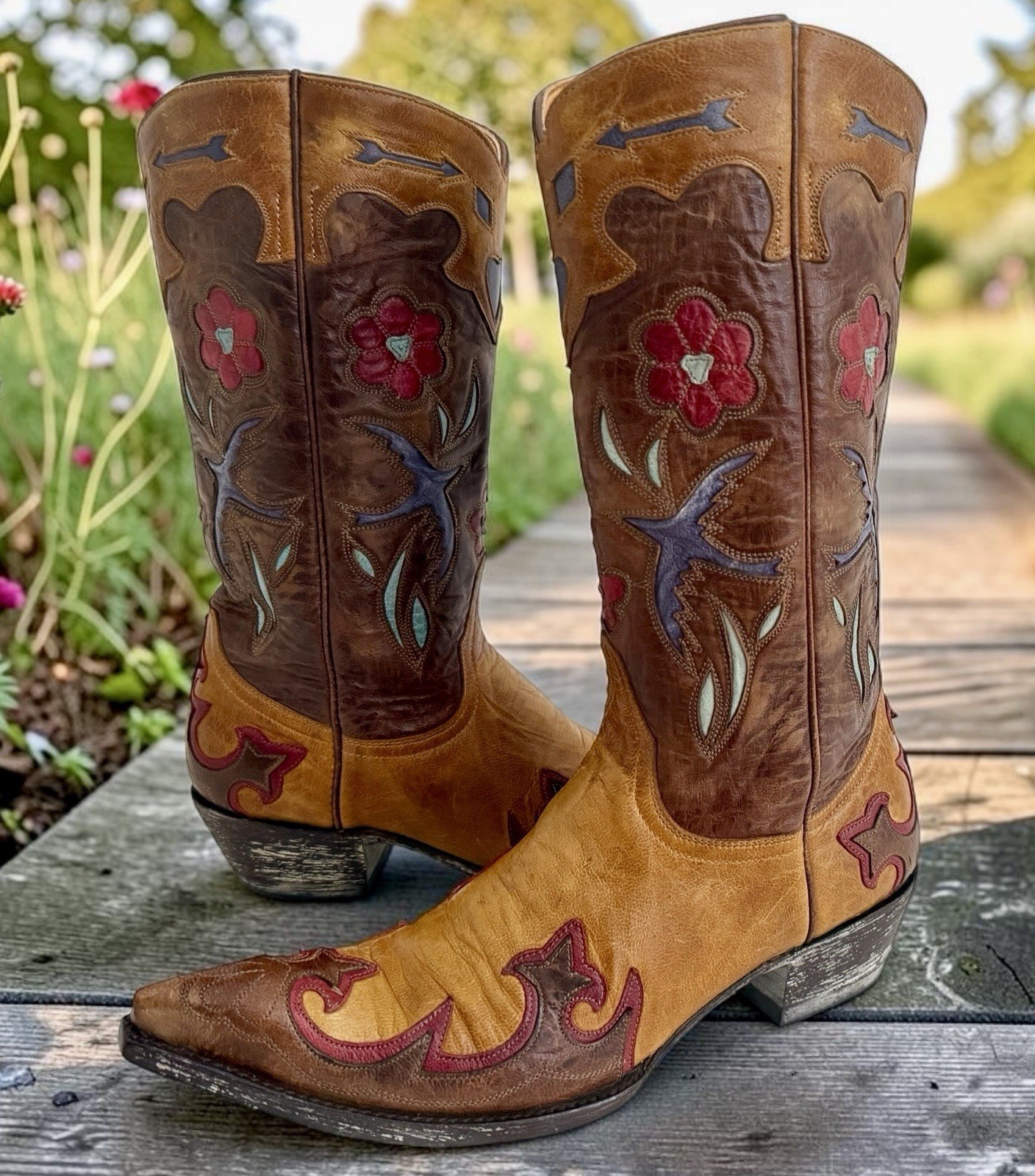 Vtg Old Gringo Women’s Sz 8B Brown & Tan Flower Bird Cowgirl Golondrina Boots