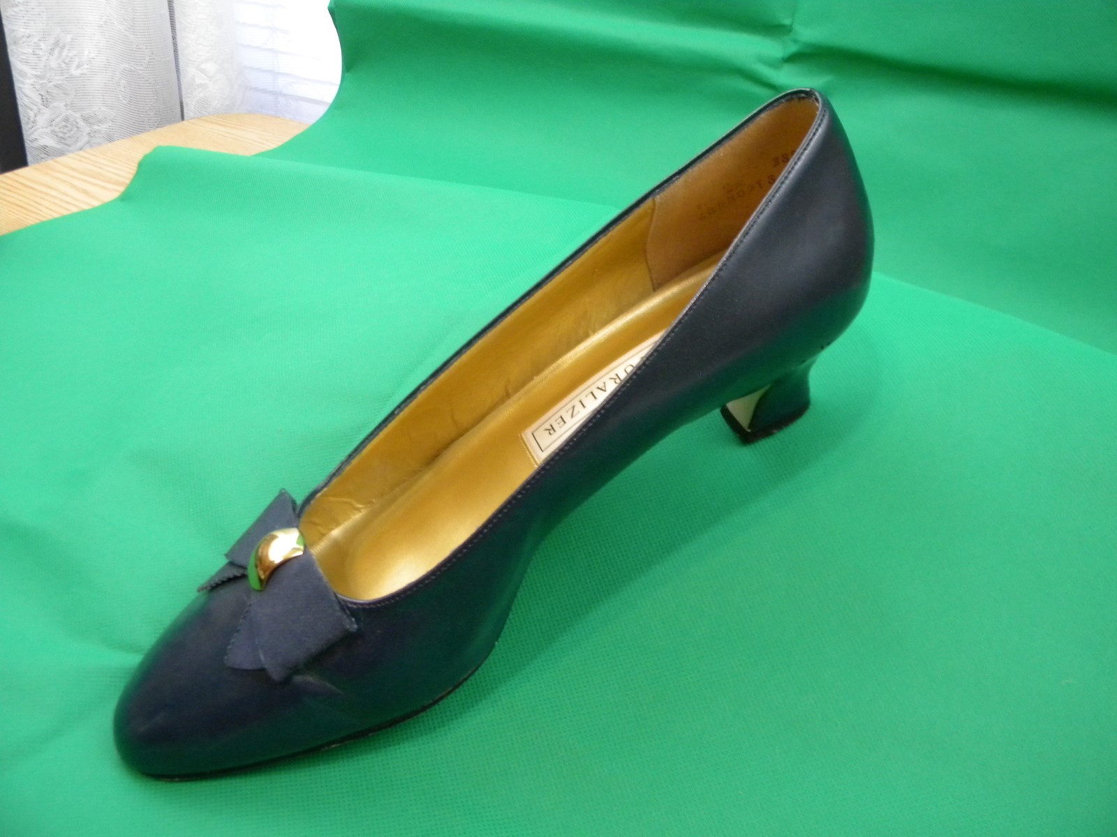 NATURALIZER Black Heels No. 685NOTS Size 9.5 AA/B – Excellent