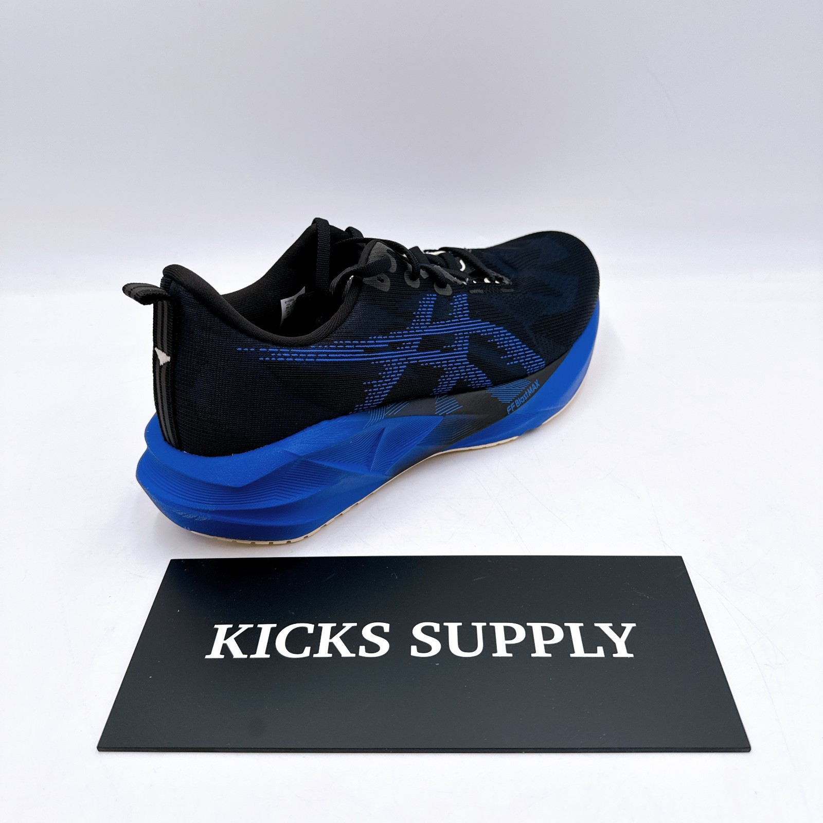 ASICS Novablast 5 Cobalt Burst 1011B974 004 Men’s Running Shoes US 6.5-11