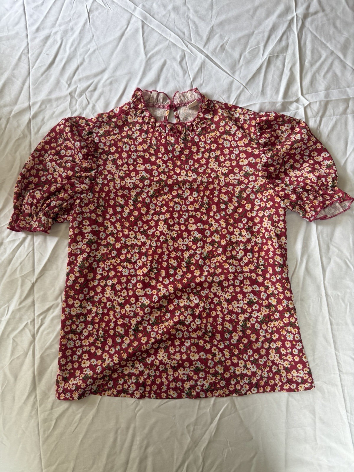 Woman’s Flower Print Blouse Small Cute Short Sleeve