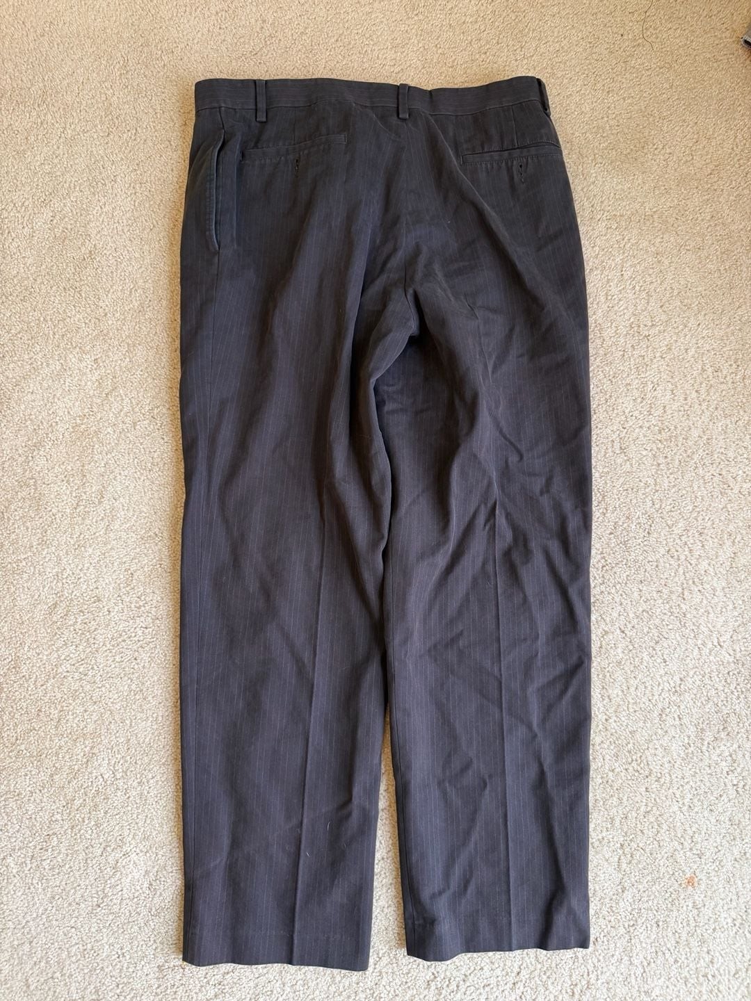 Murano Collezione Men’s Dress Pants Size 34×32 Charcoal Gray Pinstripe