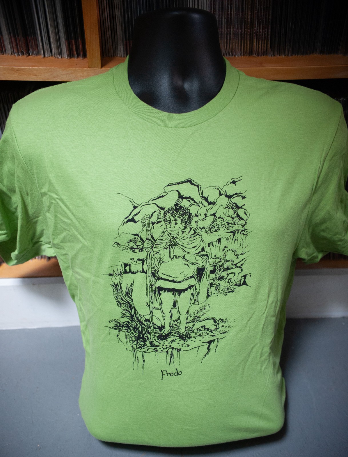 Frodo The Hobbit Lord Of Rings Susan Greenwood 1974 T Shirt RARE LOTR Colbert