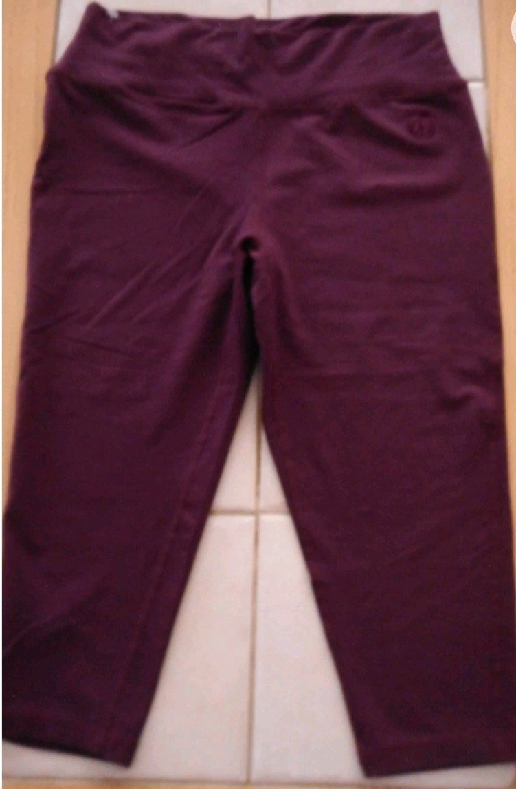 Green Apple L Purple Capri Short Bamboo Blend Leggings