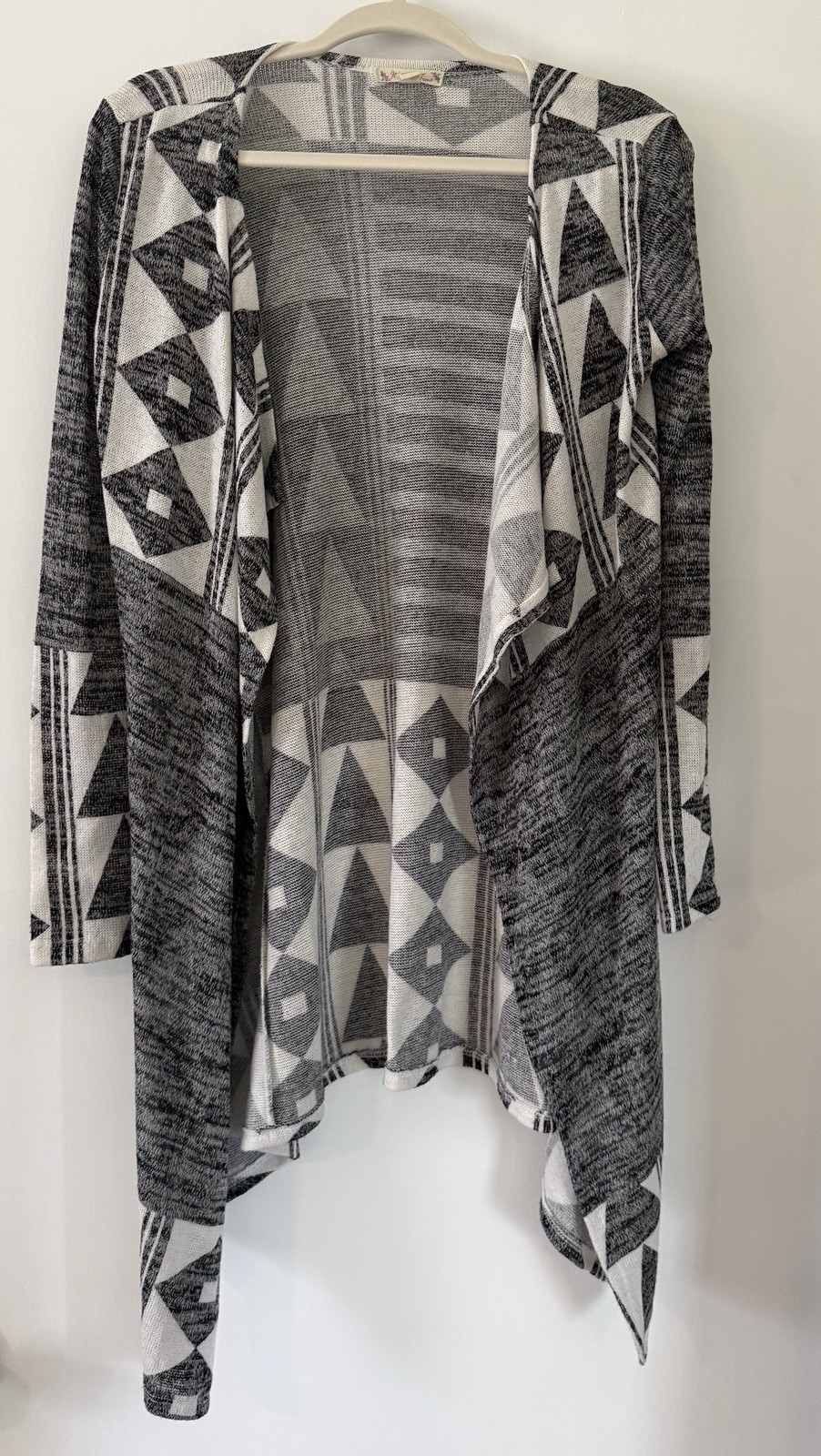 It’s Our Time Open Front Geometric Aztec Knit Cardigan Sweater Long Sleeve M