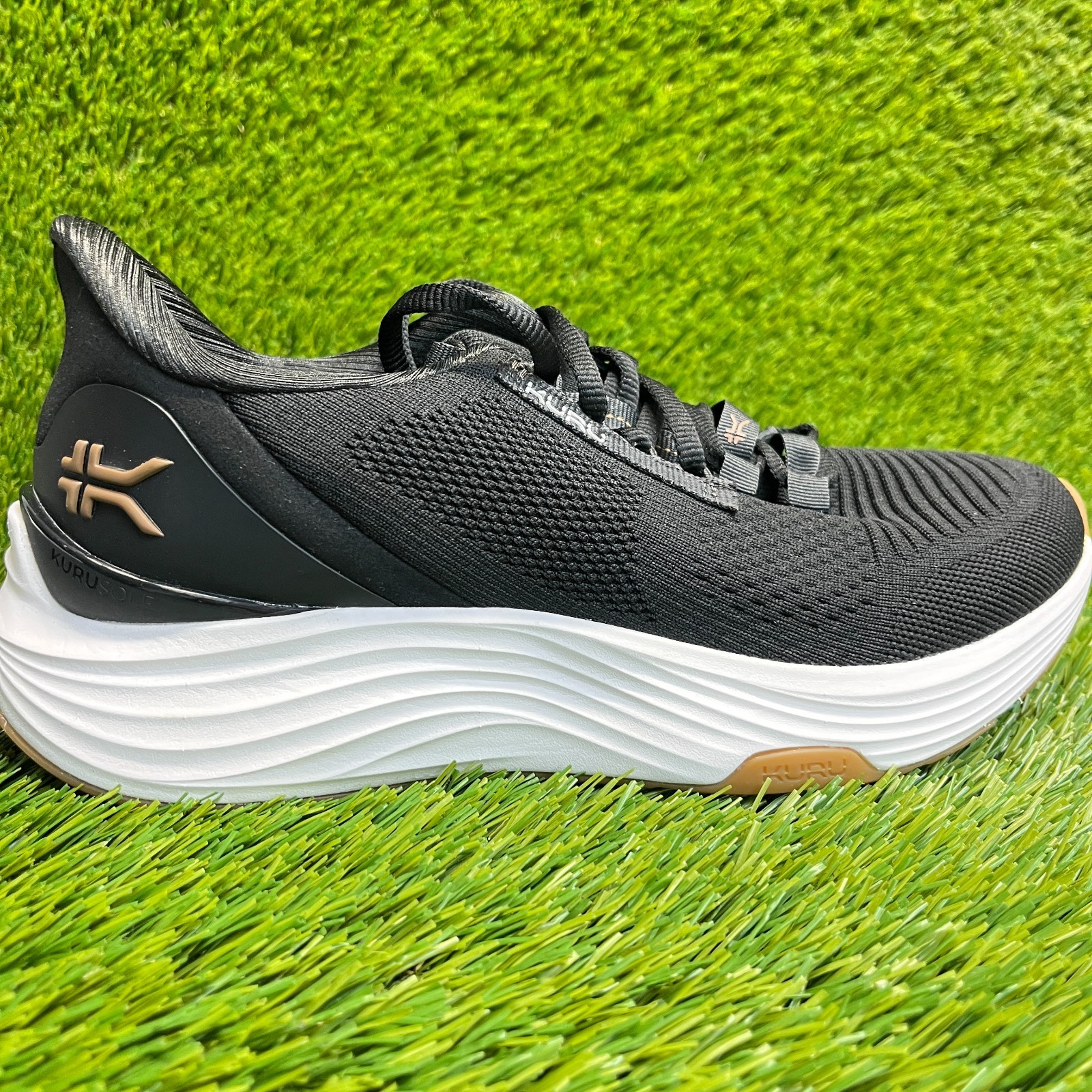 Kuru Atom 2 Womens Size 8 Black White Athletic Running Walking Shoes Sneakers