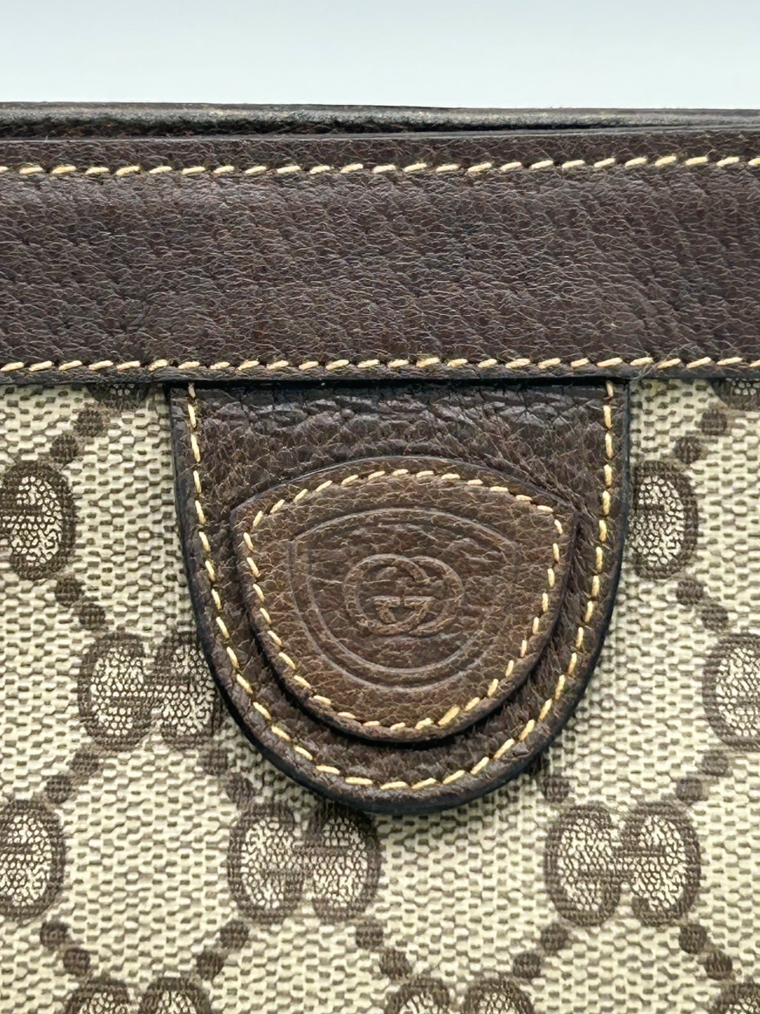 Gucci Clutch Bag GG Supreme Pouch Brown PVC Leather Vintage Authentic