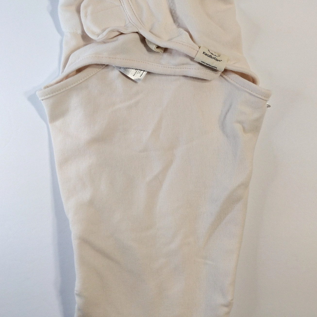 KeaBabies Soothe Zippy Swaddle Wrap 0-3M & Aden Girls Footed Sleeper 0-3M Pink