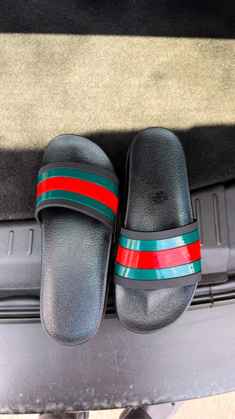 Gucci Web Stripe Slide Sandals Black Red Green Men’s Size 8.5 Pre-Owned