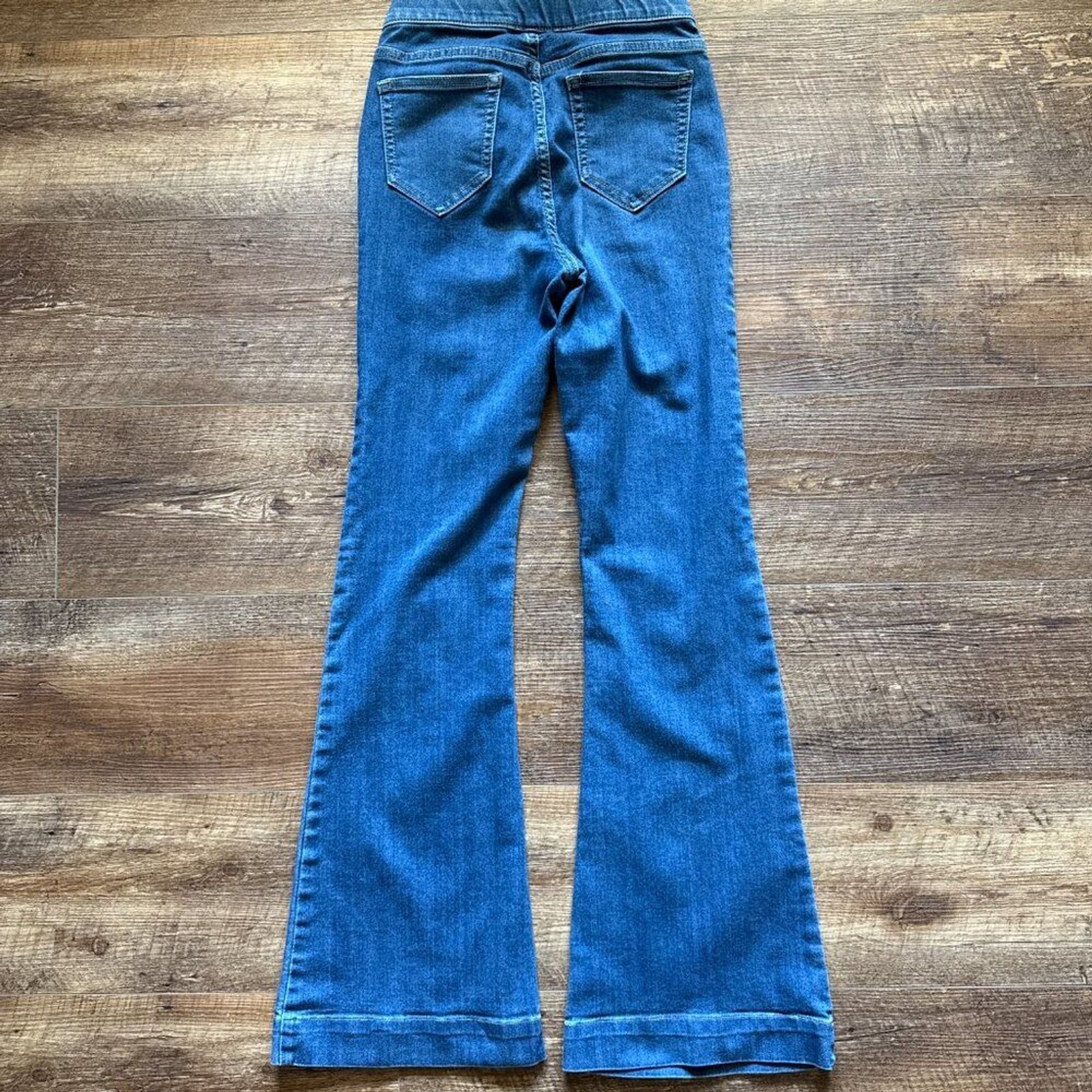 Cello Jeans Women’s Mid-Rise Flared Jegging Elasticized Waist-Band Size Small