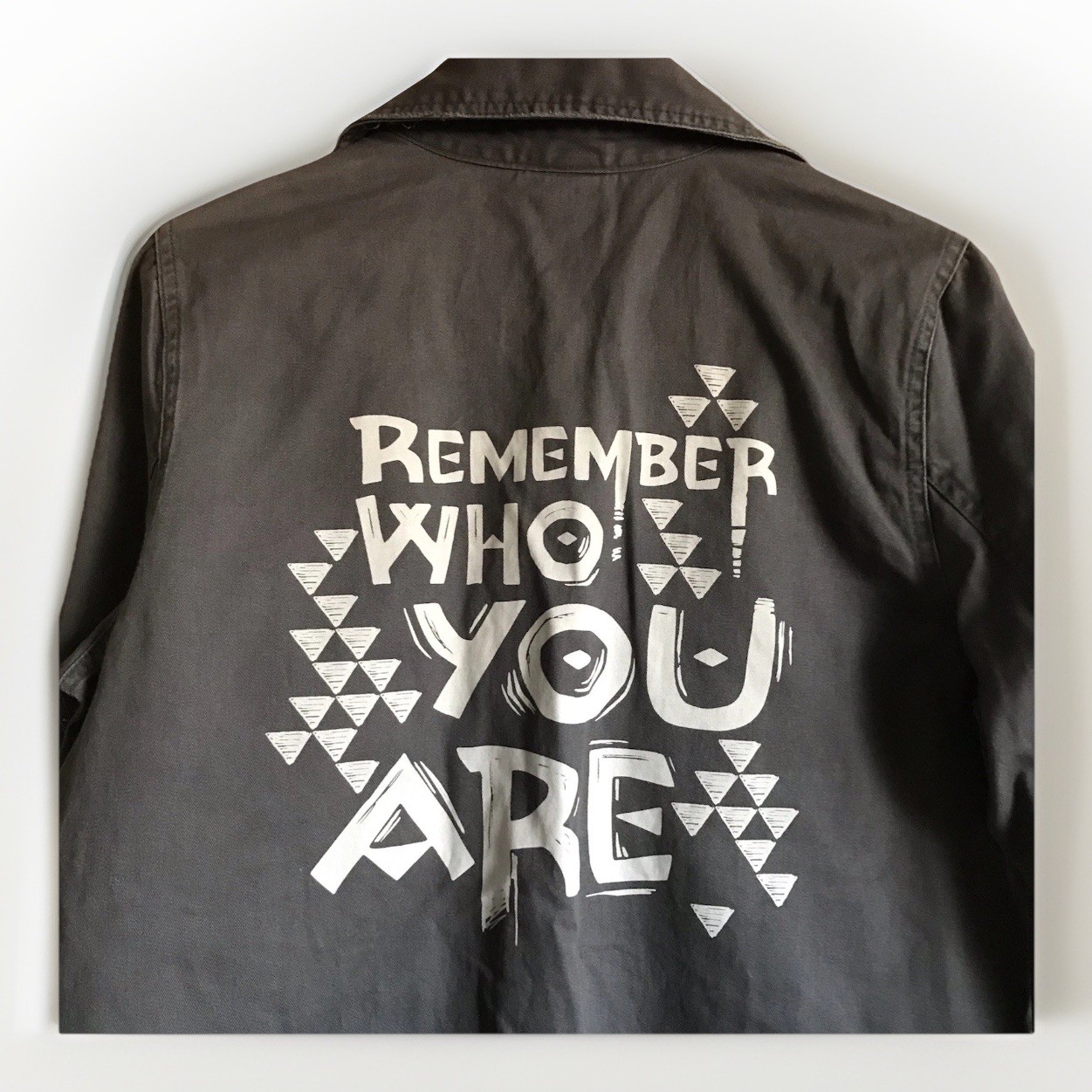 Lion King Jacket Womens Medium Gray Disney Her Universe Remember Who You Are