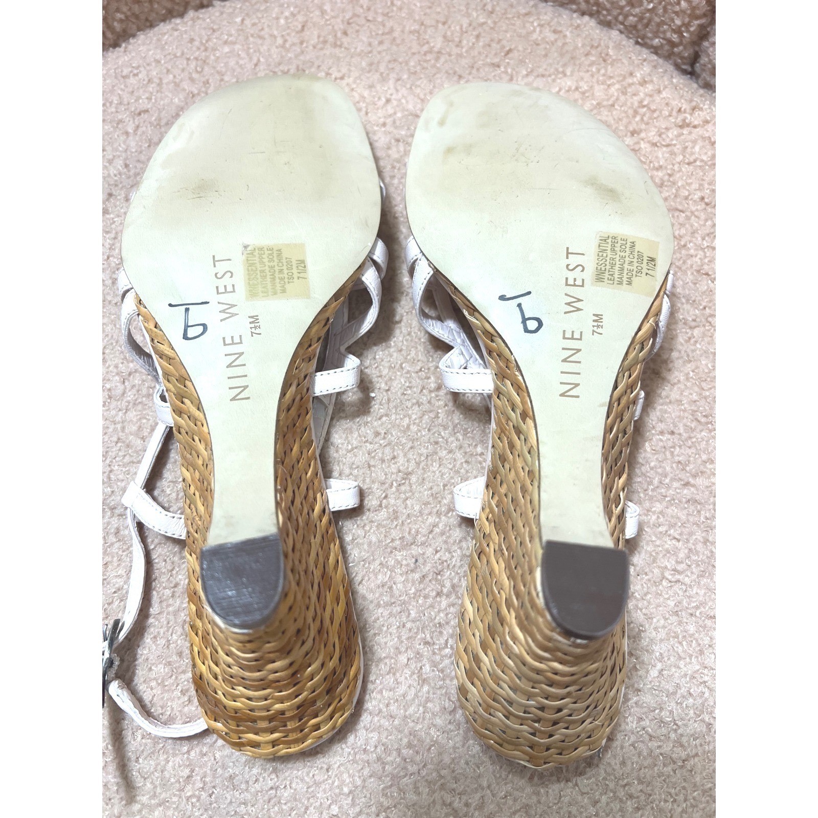 Nine West Essential Pink Leather Strappy Woven Raffia Wedge 7.5M INSOLE PEELINGS