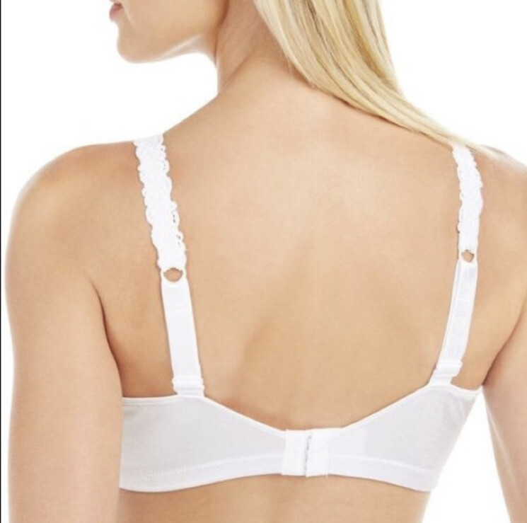 Bali Smoothing Bra Lightly Lined Back Smoothing Underwire Unlined 38D
