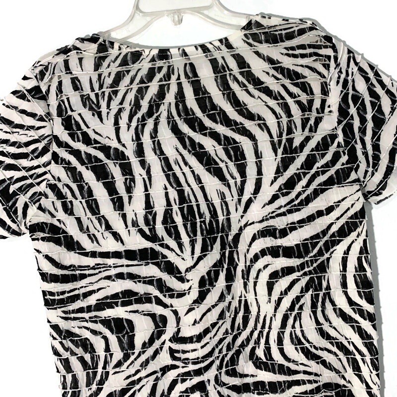 Alfred Dunner Petite Medium Zebra Print Textured Ruffle Layered Top Black White