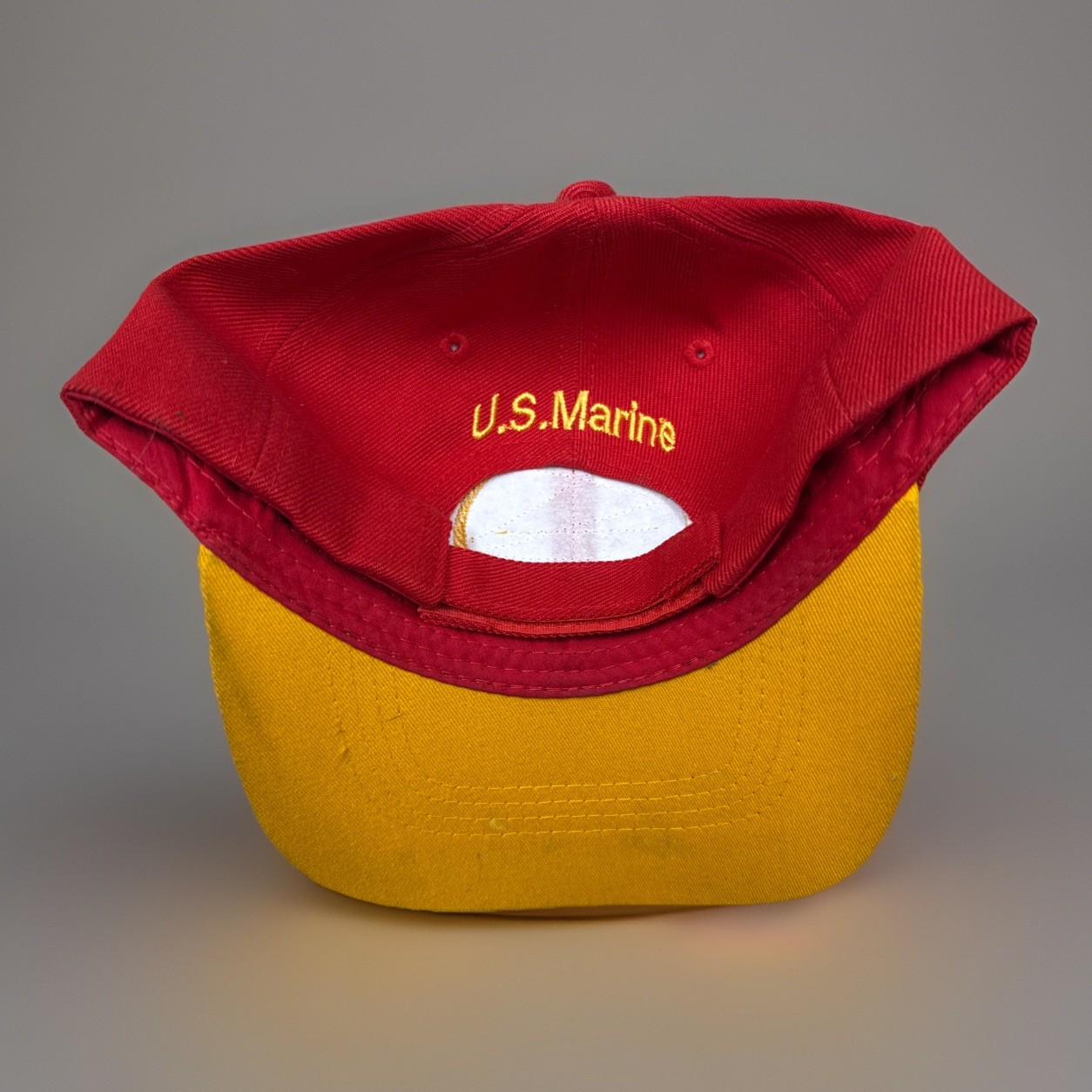 🔥 U.S. MARINE CORPS RED & GOLD “THE FEW. THE PROUD.” HAT 🦅