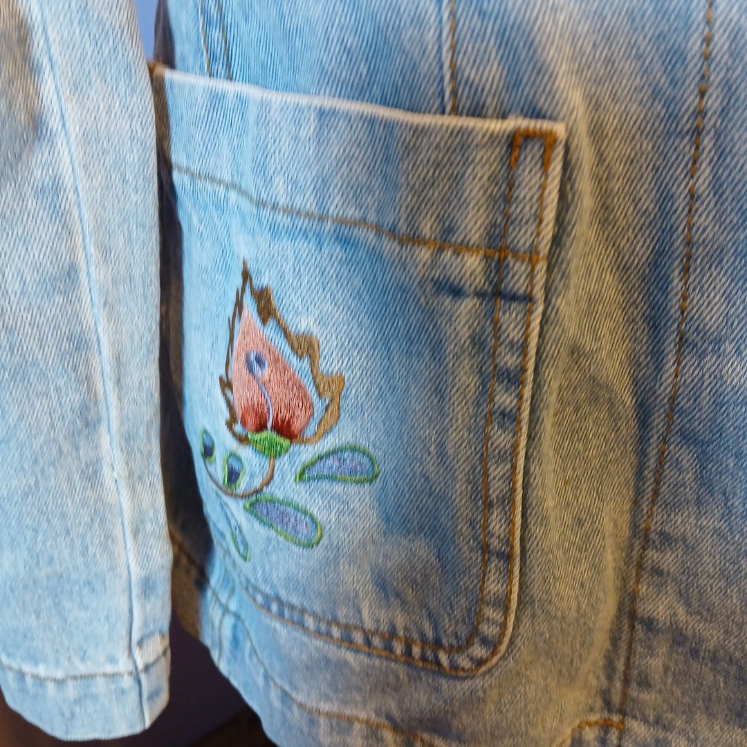 Harve Benard by Benard Holtzman Denim Jacket,embroidered Pockets NWT Size 10