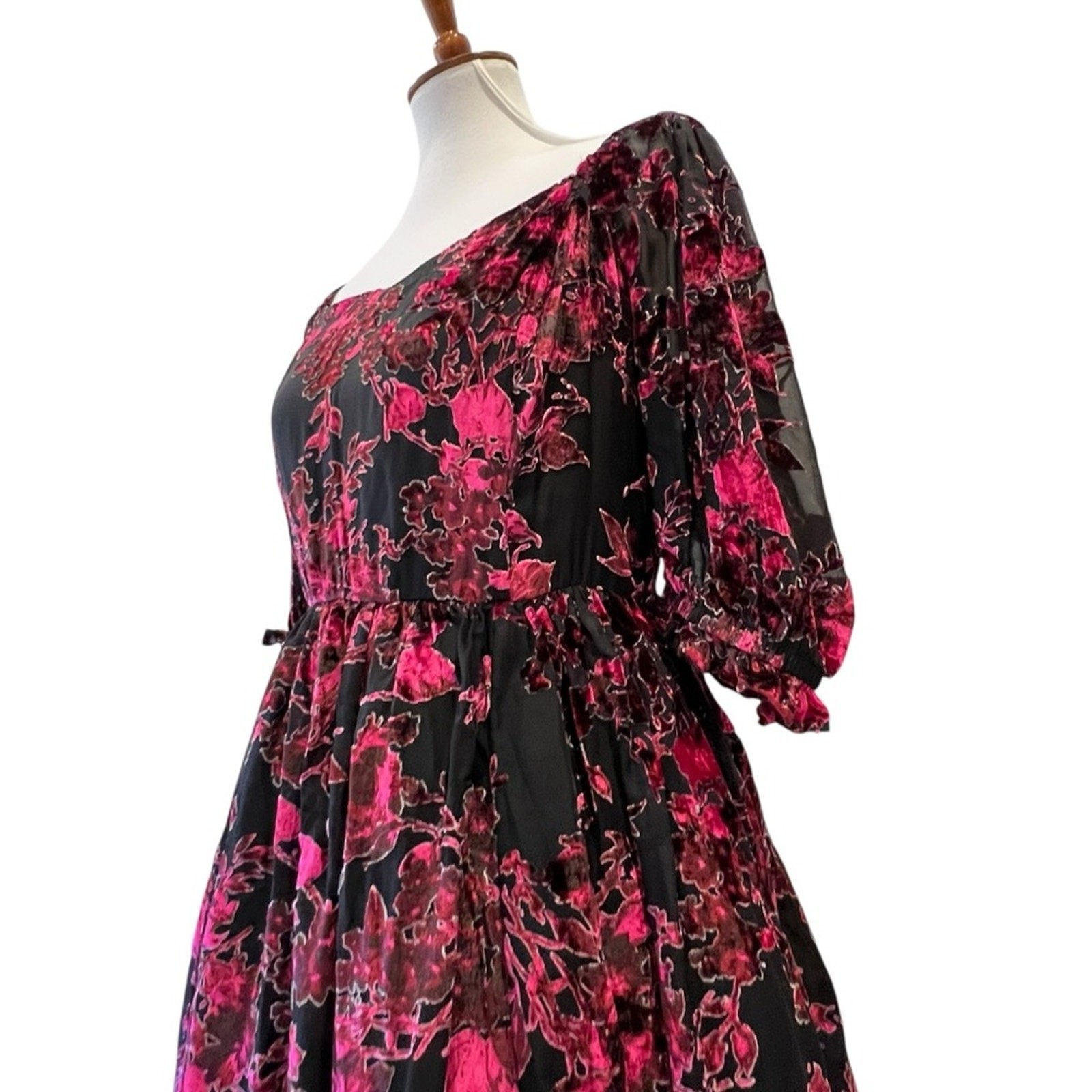 Torrid Plus Size Cocktail Dress 1X Semi Formal 16 Homecoming Retro Party Cruise