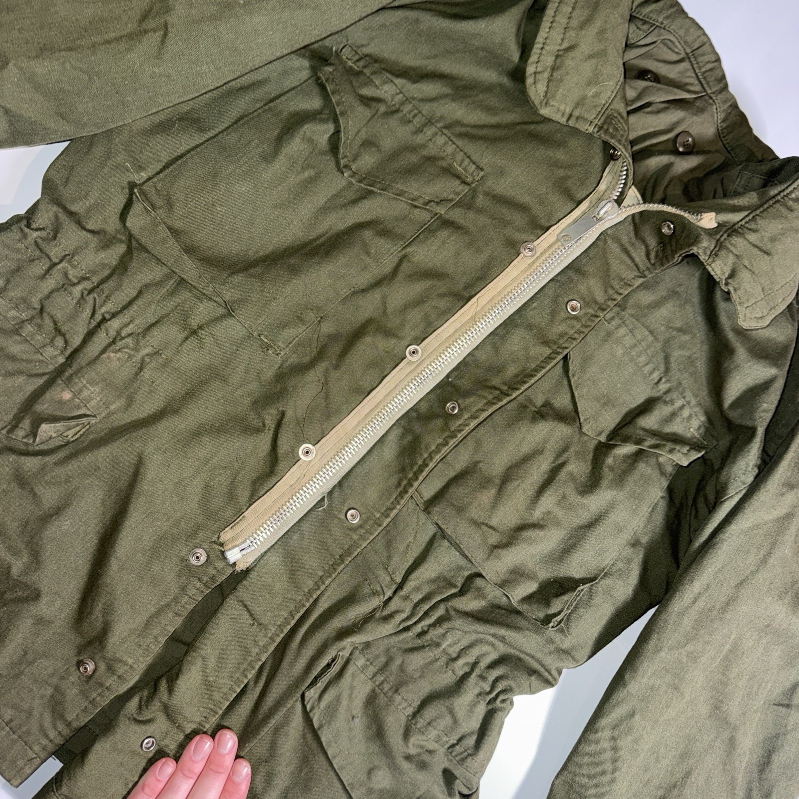 Vintage US Army M-1951 OG 107 Field Jacket Size L Regular With Hood 1960’s 60’s