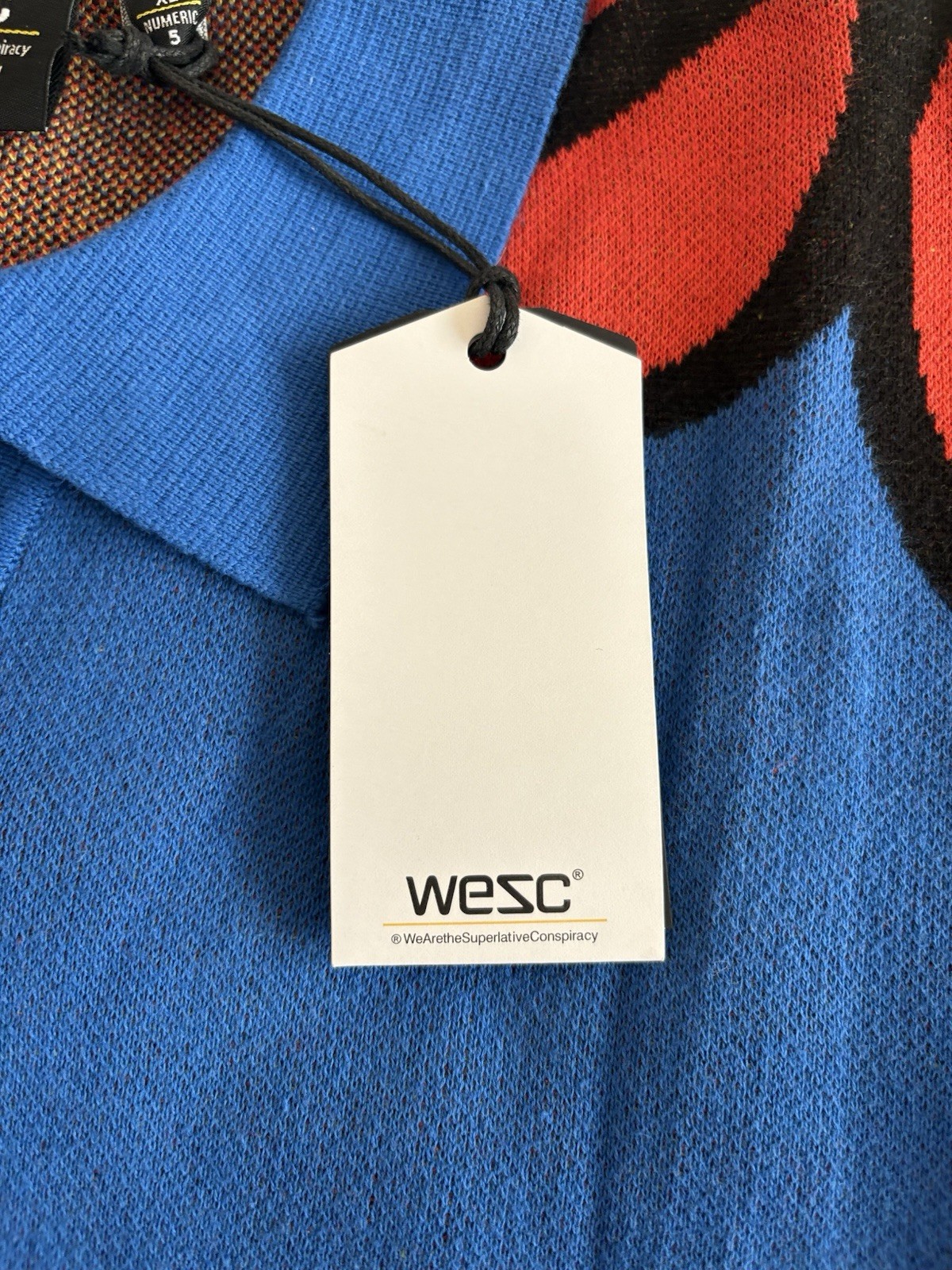 NWT WESC SIZE L MENS BLUE FLORAL COTTON KNIT COLLARED PULLOVER POLO AMAZING!