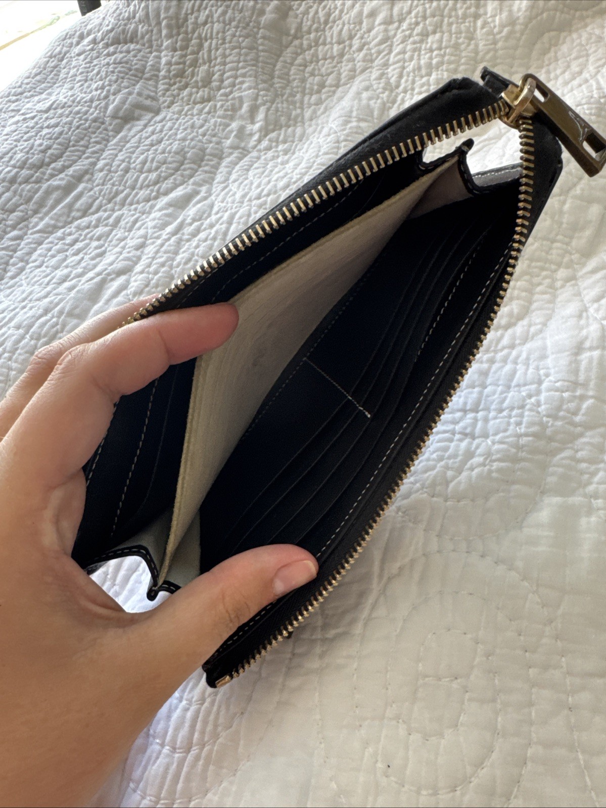 MARC JACOBS Black Leather Wallet Double Front Pockets Push Lock Top Zip Closure