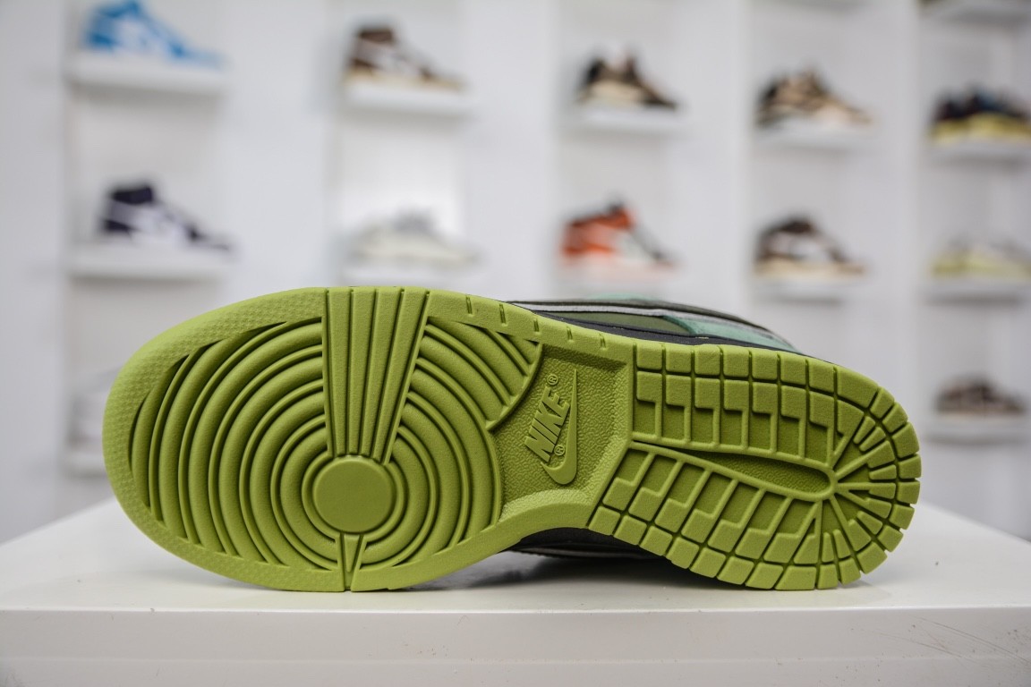 BV1310-337 New Concepts × SB Low Green Lobster Men’s Size 4-13