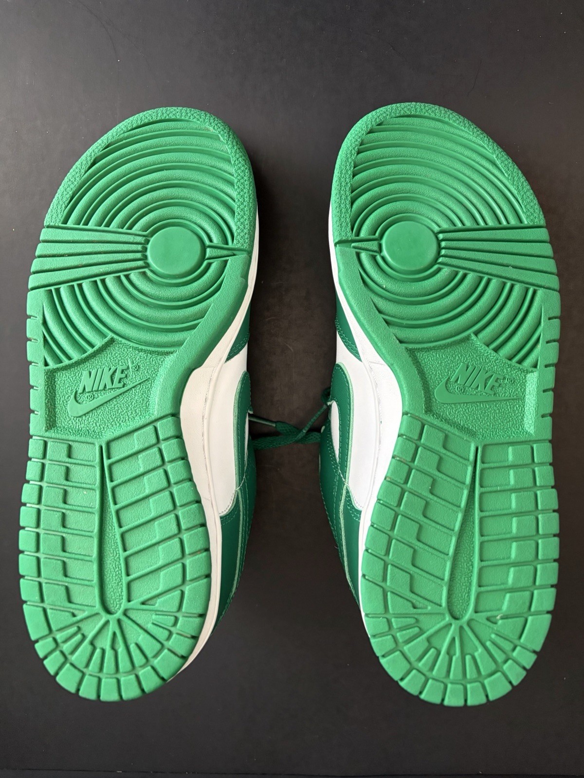 Nike Dunk Low GS White Malachite Green FB9109-114 Youth Size 6.5Y Shoes