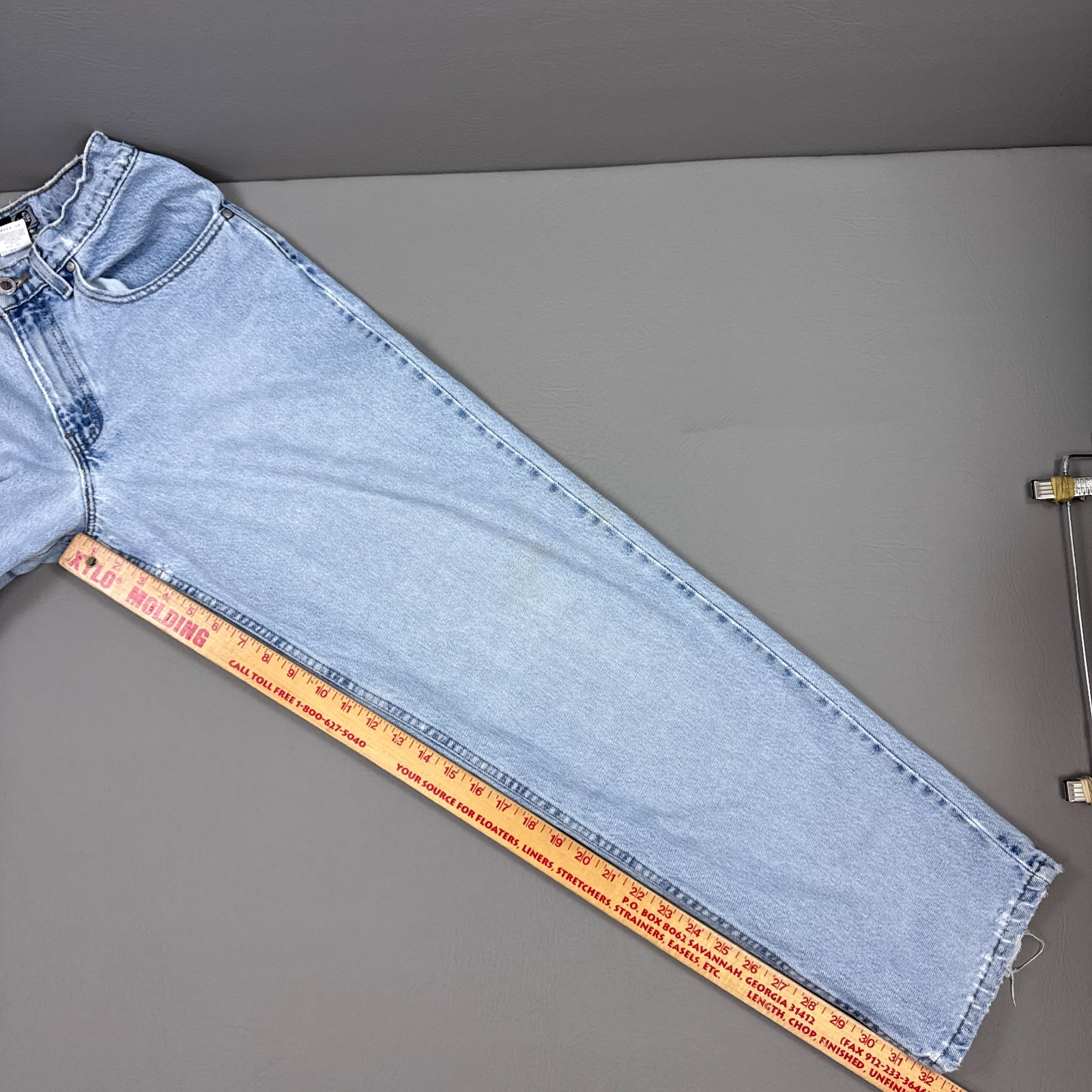 Vintage Levis SilverTab Jeans Mens 30×32 Blue Baggy 90s Made USA Thrashed Faded