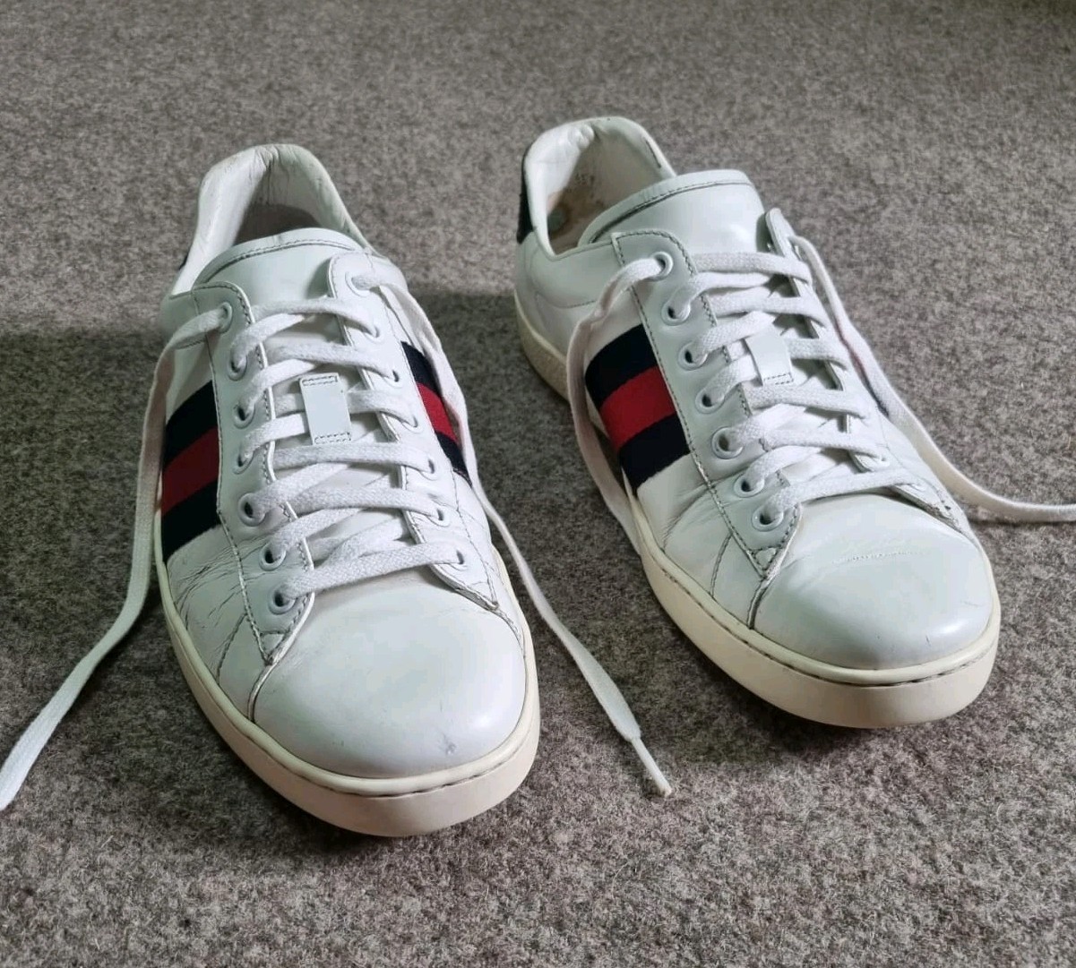 Gucci Shoes Men Ace Sneakers White Leather Navy Red Web Stripe Gucci Size 9 US