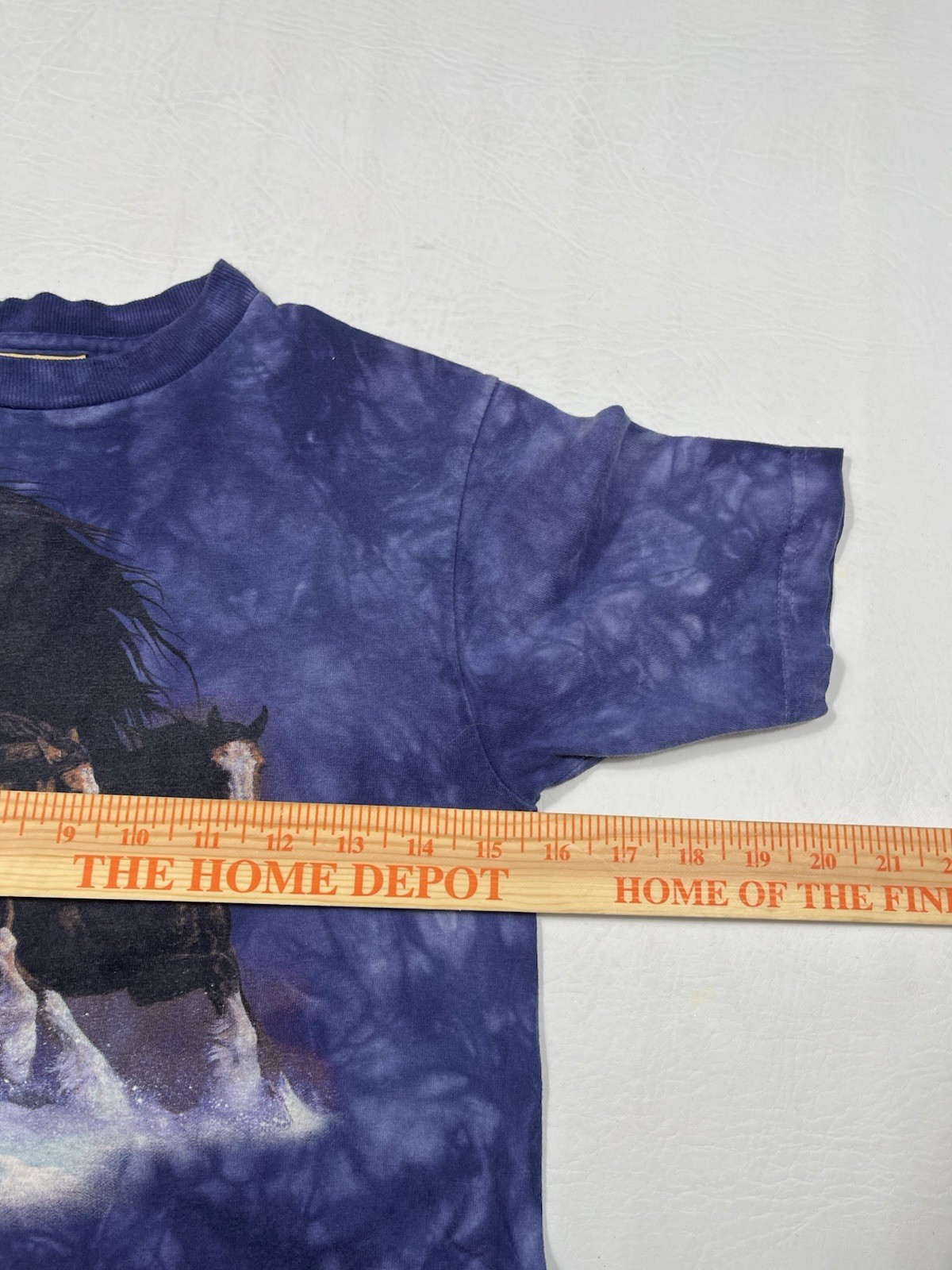 The Mountain Horse T-Shirt Youth Medium Purple Tie Dye Graphic Kids Tee