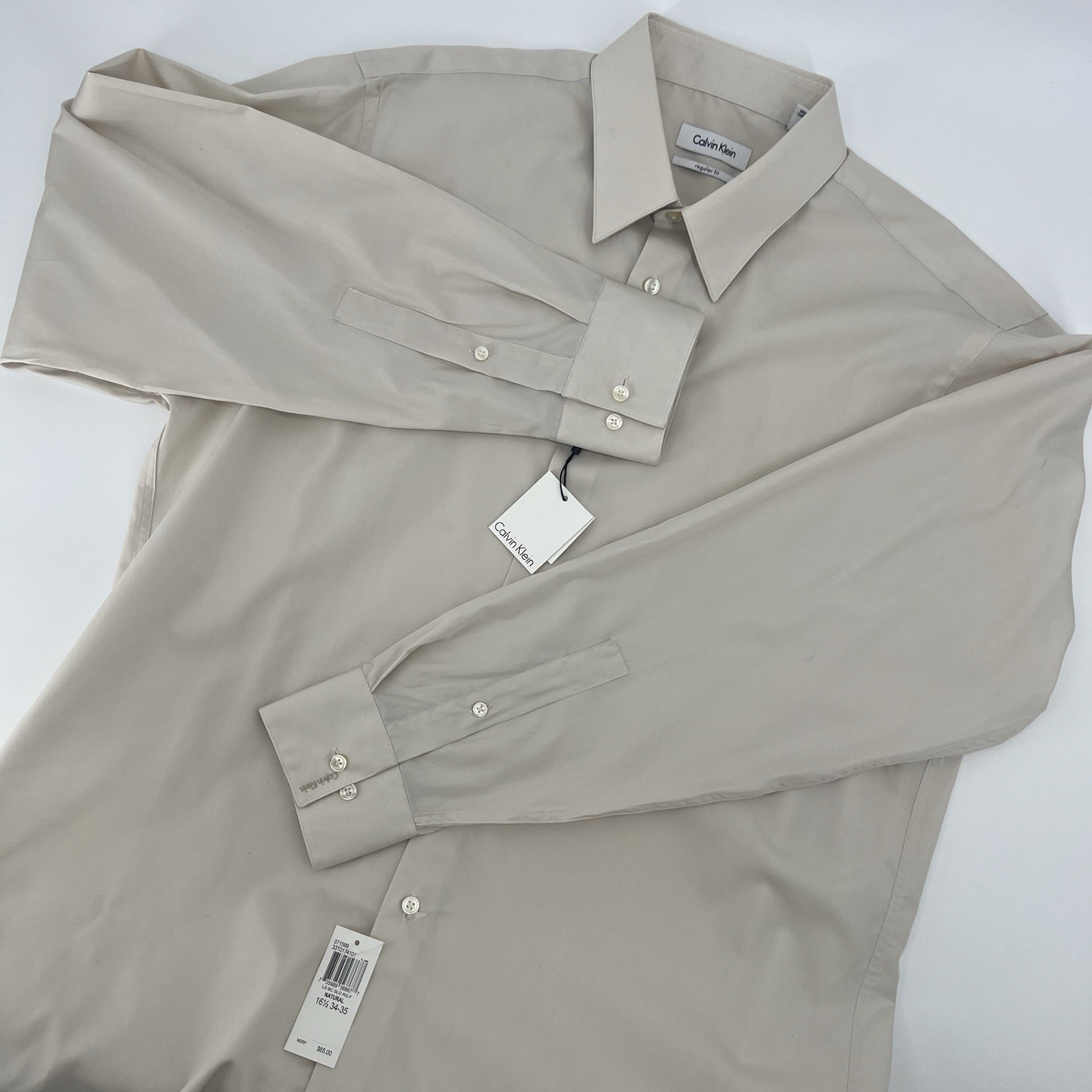 Calvin Klein Mens Silky poplin white dress shirt 16 1/2, 34-35 sleeve length NWT