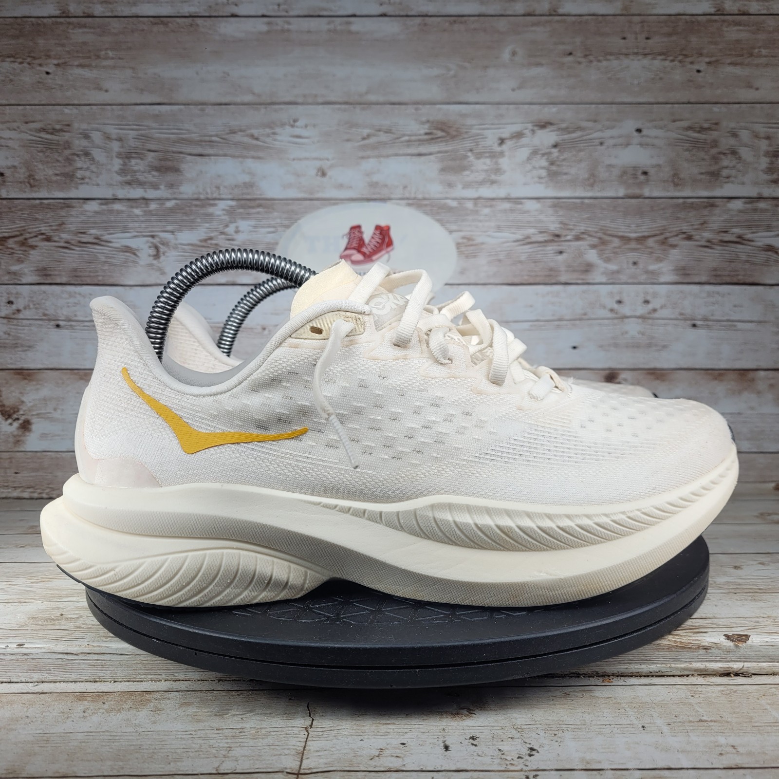 Hoka One One Mach 6 Sneakers Men’s Size 9D White Comfort Athletic Running Shoes