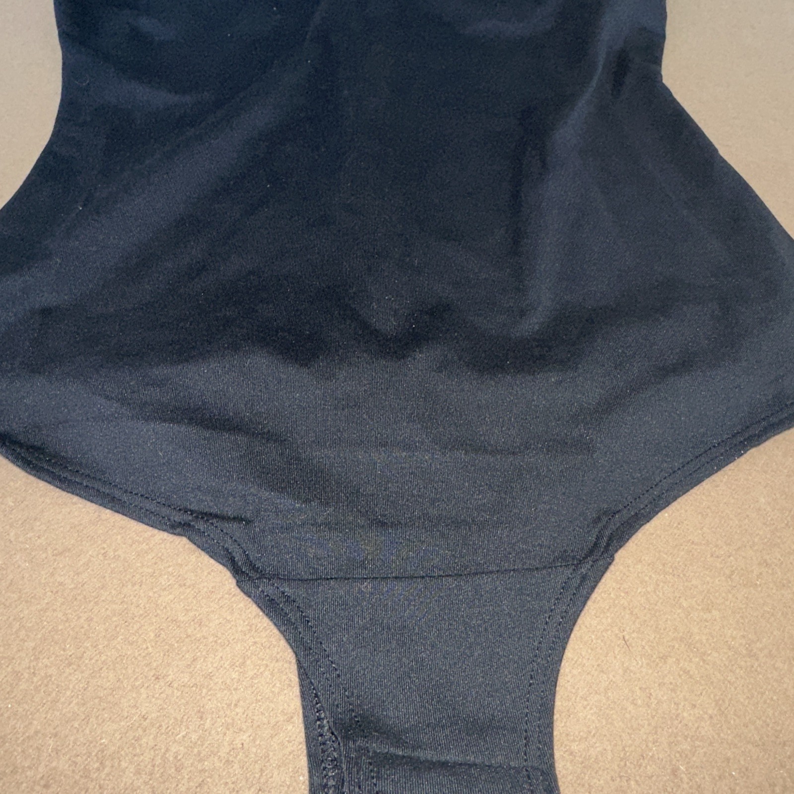 SPANX V Neck Tank Bodysuit Stretch Small Classic Black