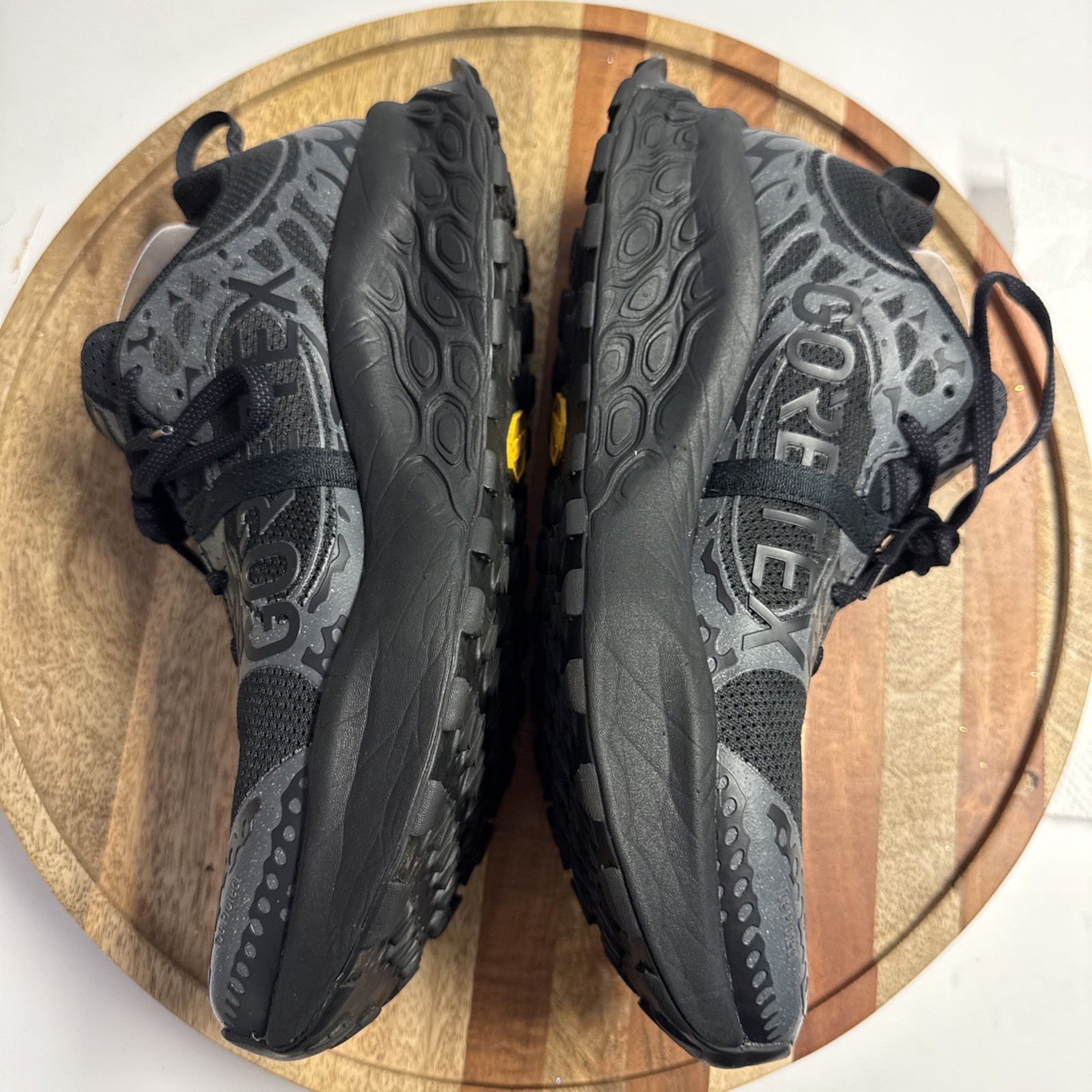 New Balance Fresh Foam X Hierro v8 GORE-TEX Trail Running Shoe Mens Sz 9.5 Black